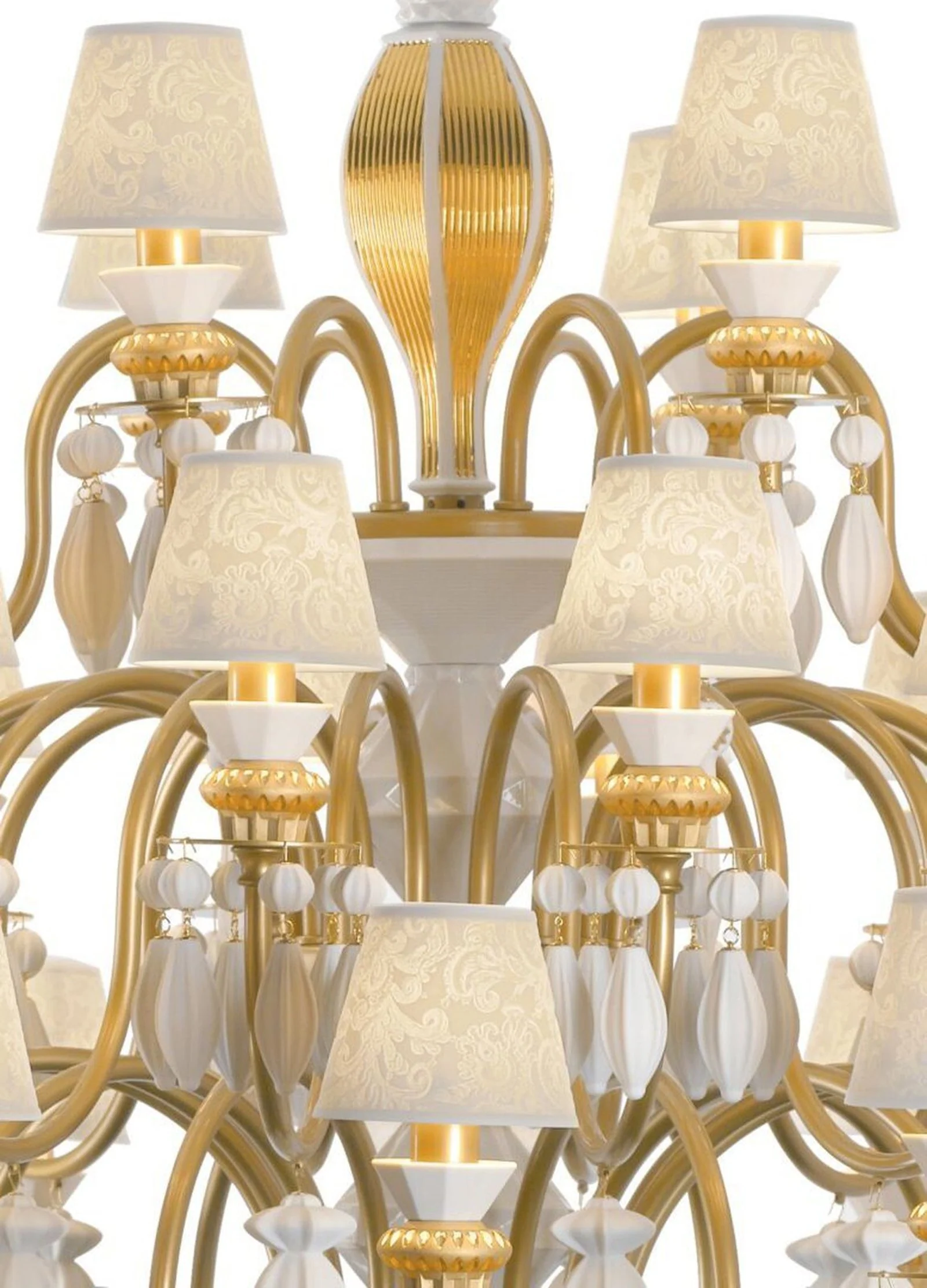 Lladro Belle De Nuit 40 Lights Chandelier (US) - Image 15