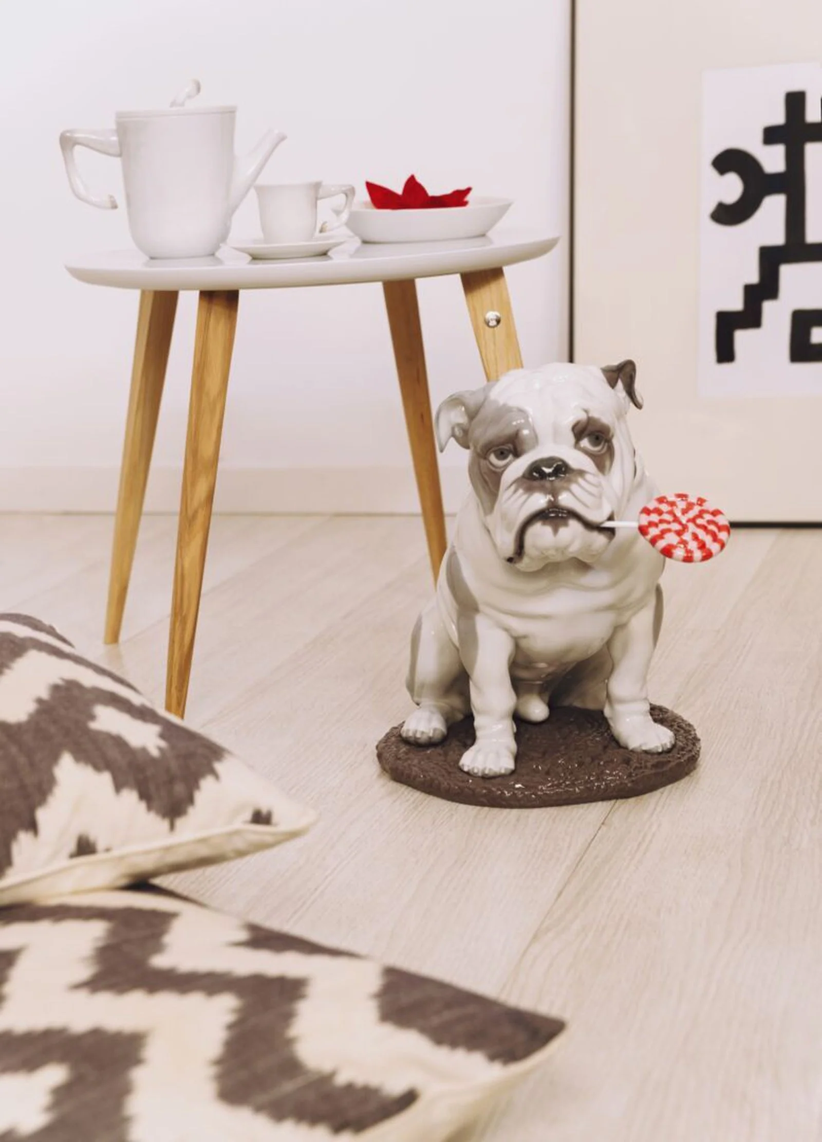 Lladro Bulldog with Lollipop Dog Figurine - Image 3