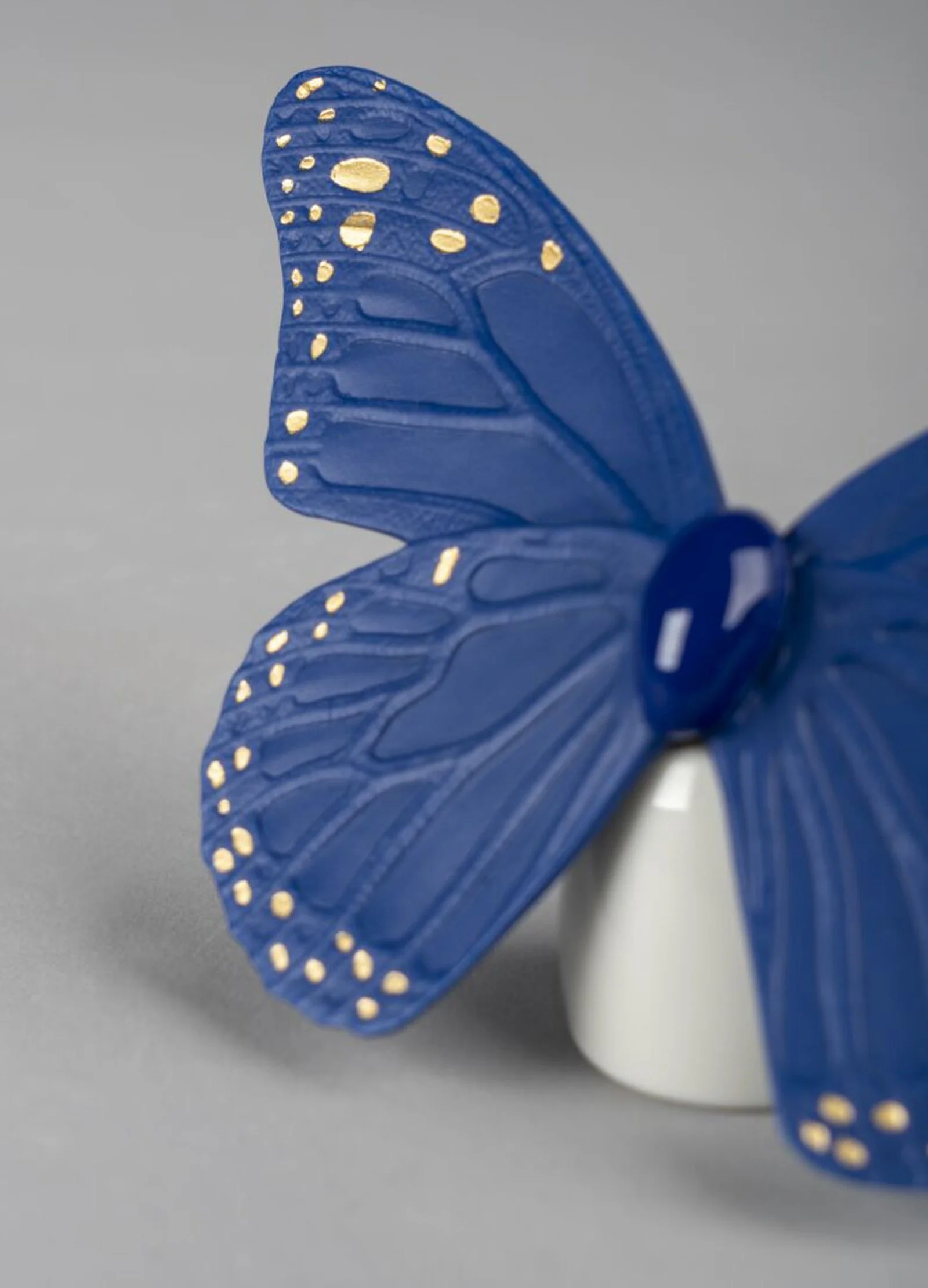 Lladro Butterfly Figurine - Image 3