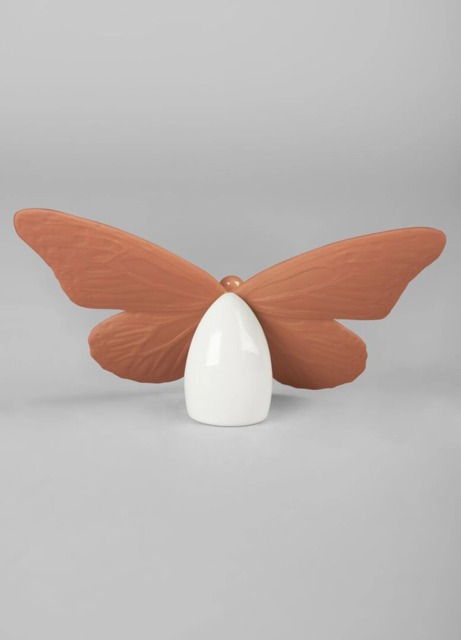 Lladro Butterfly Figurine - Image 9