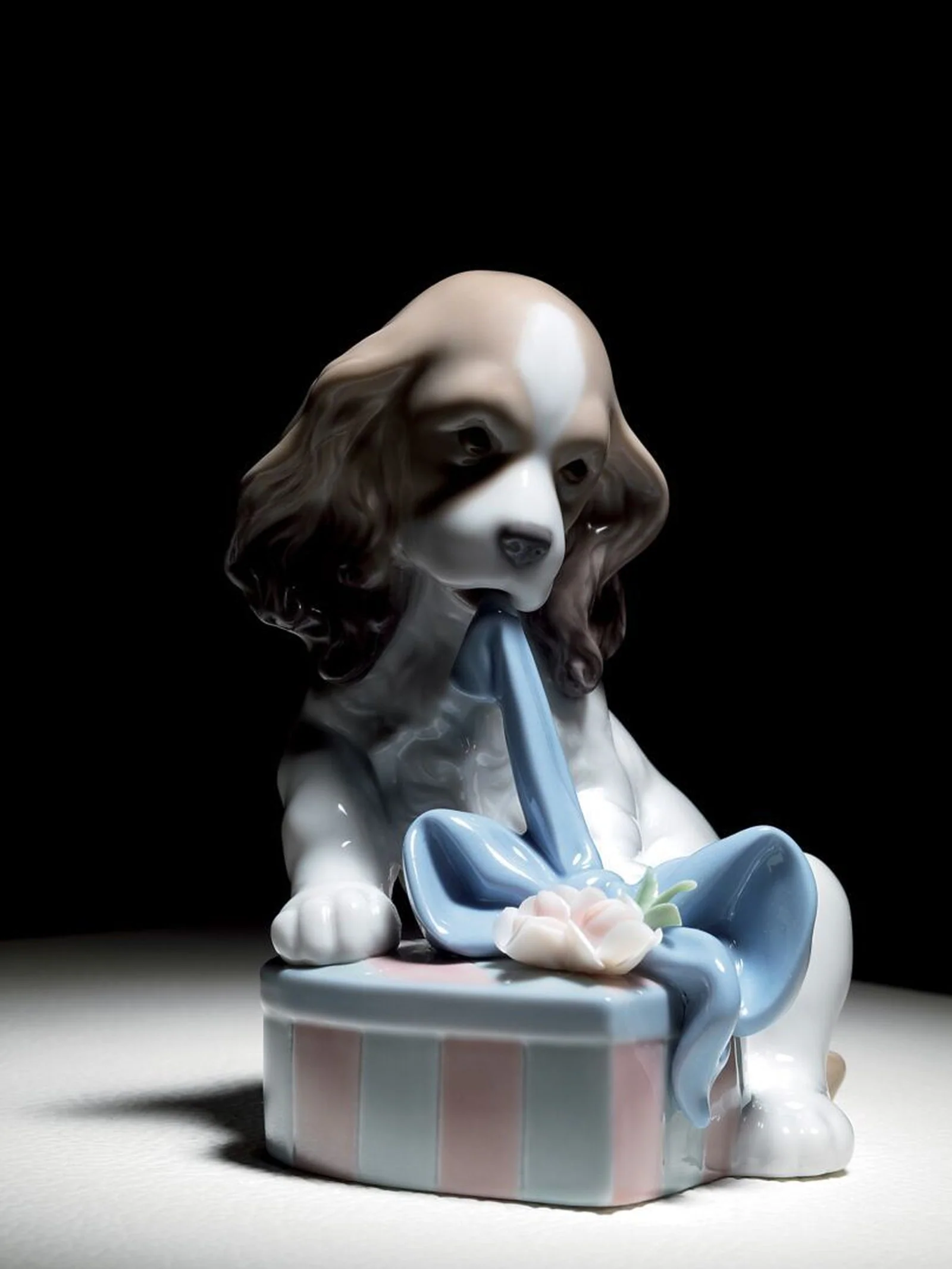 Lladro Can't Wait Dog Figurine - Image 3