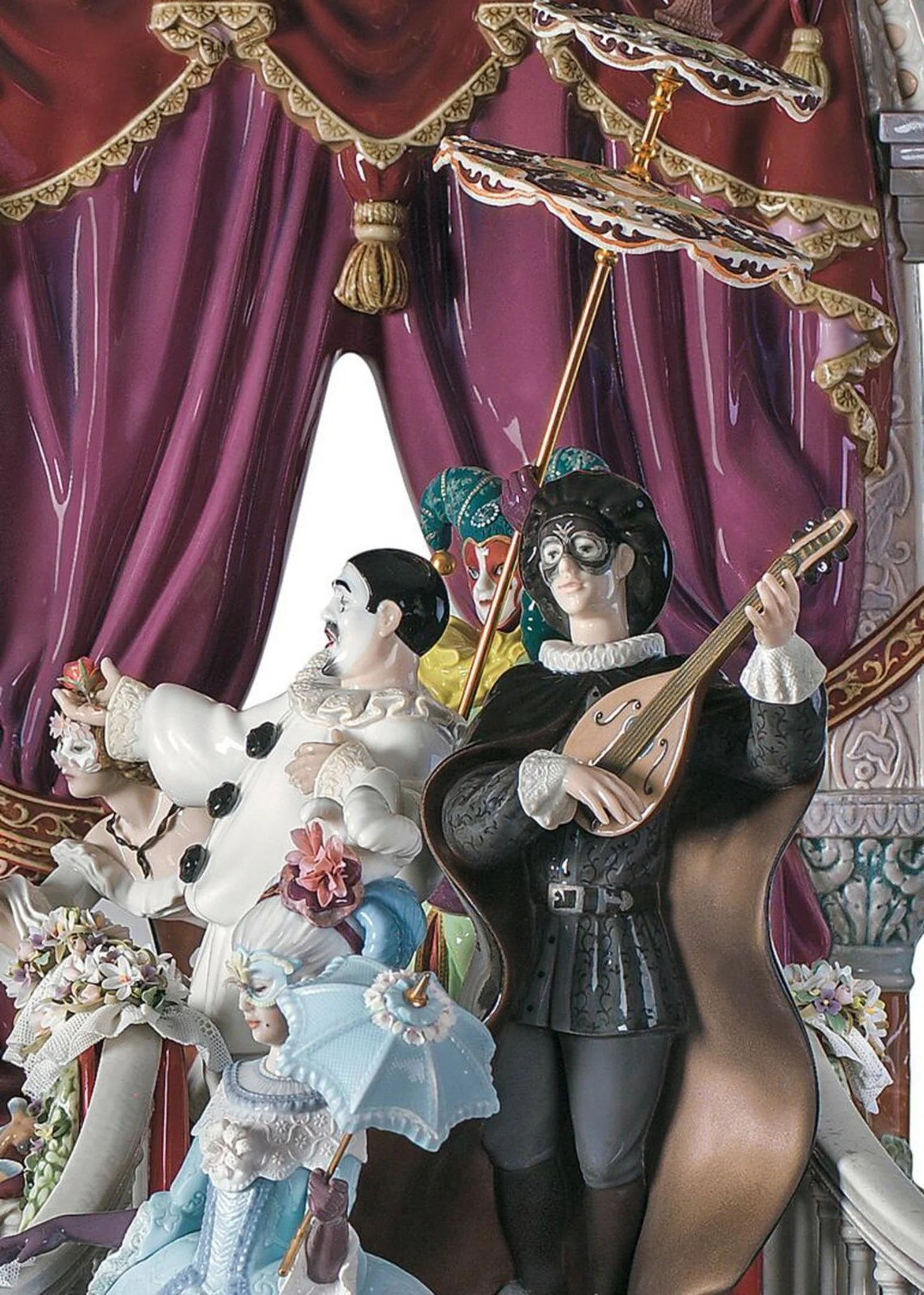 Lladro Carnival in Venice Sculpture - Limited Edition - Image 10