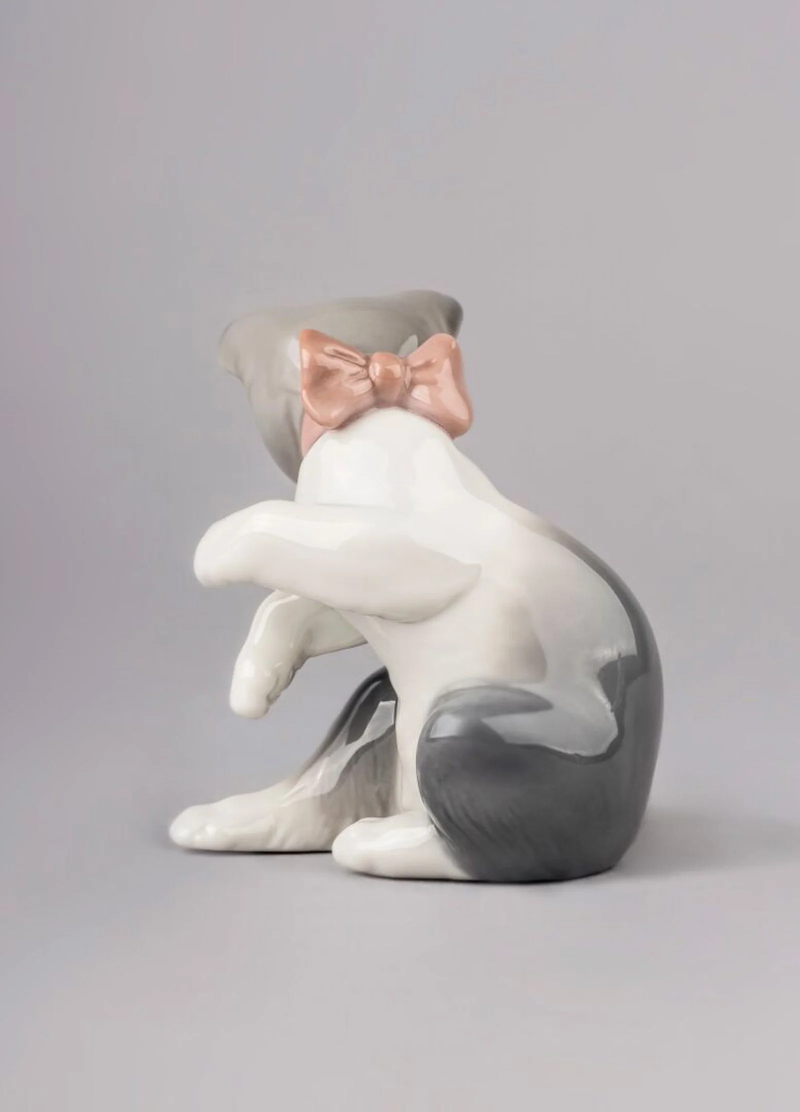 Lladro Cat and Mouse Figurine - Image 5