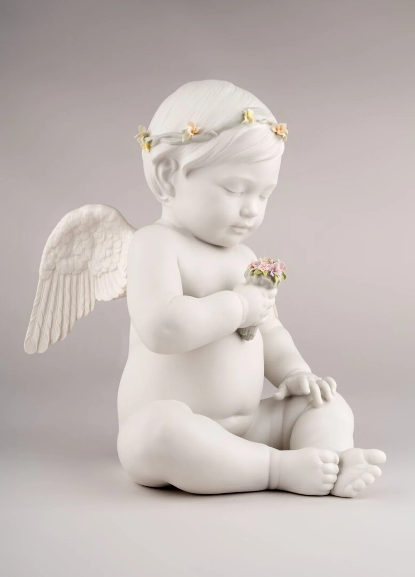 Lladro Celestial Angel Figurine - Image 5