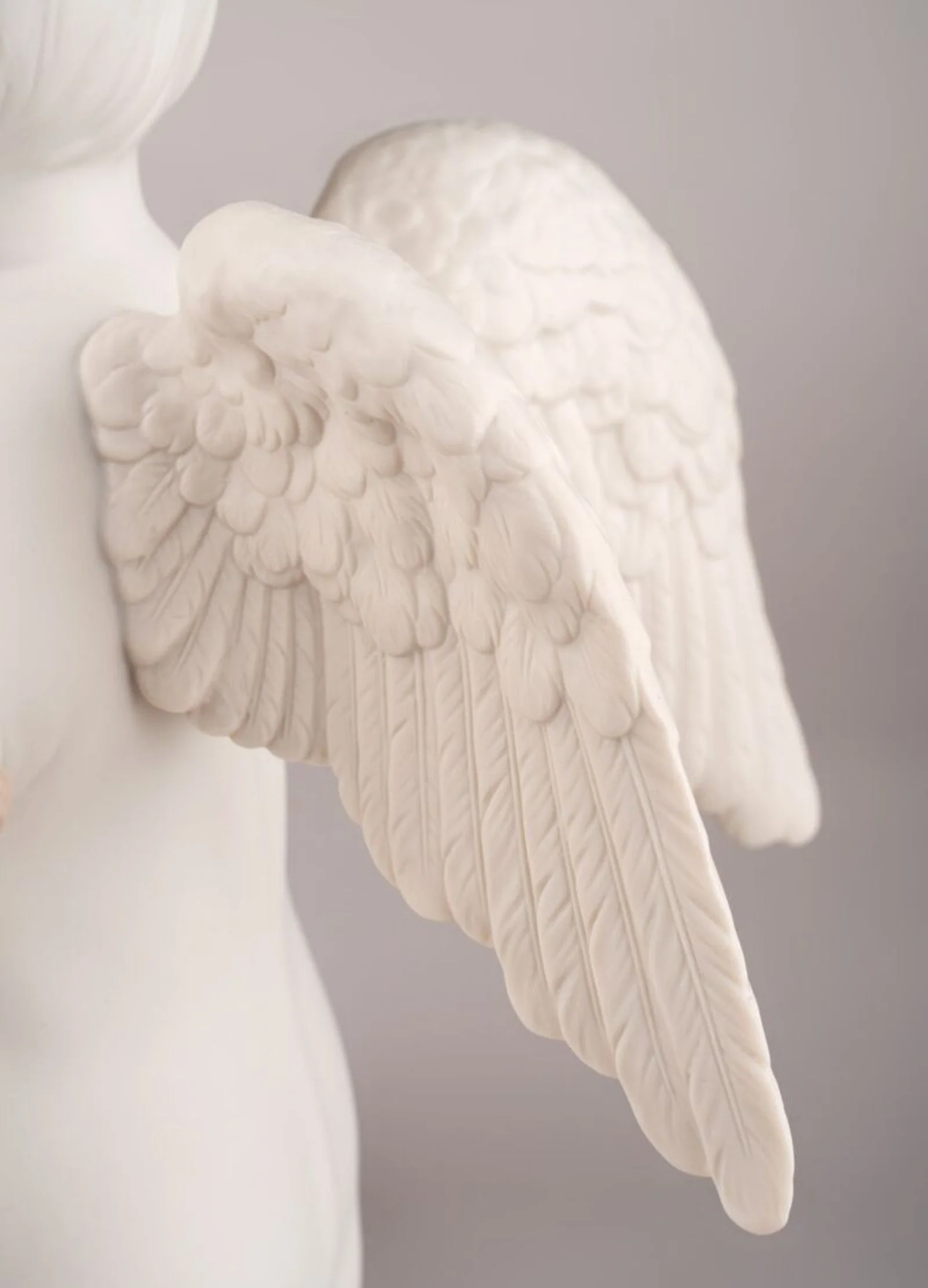 Lladro Celestial Angel Figurine - Image 7