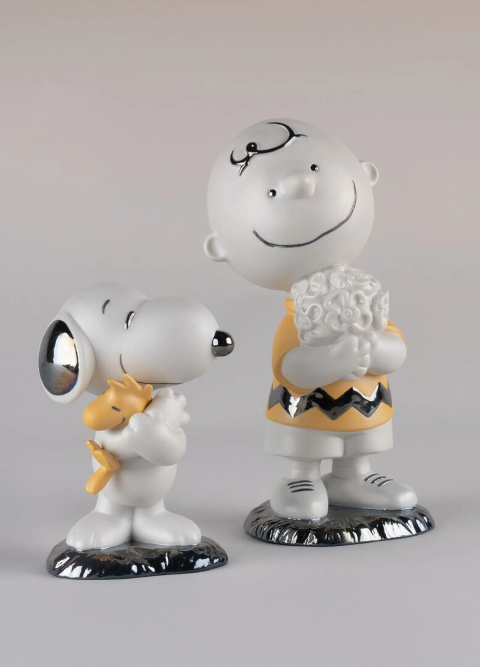 Lladro Charlie Brown Figurine - Image 3