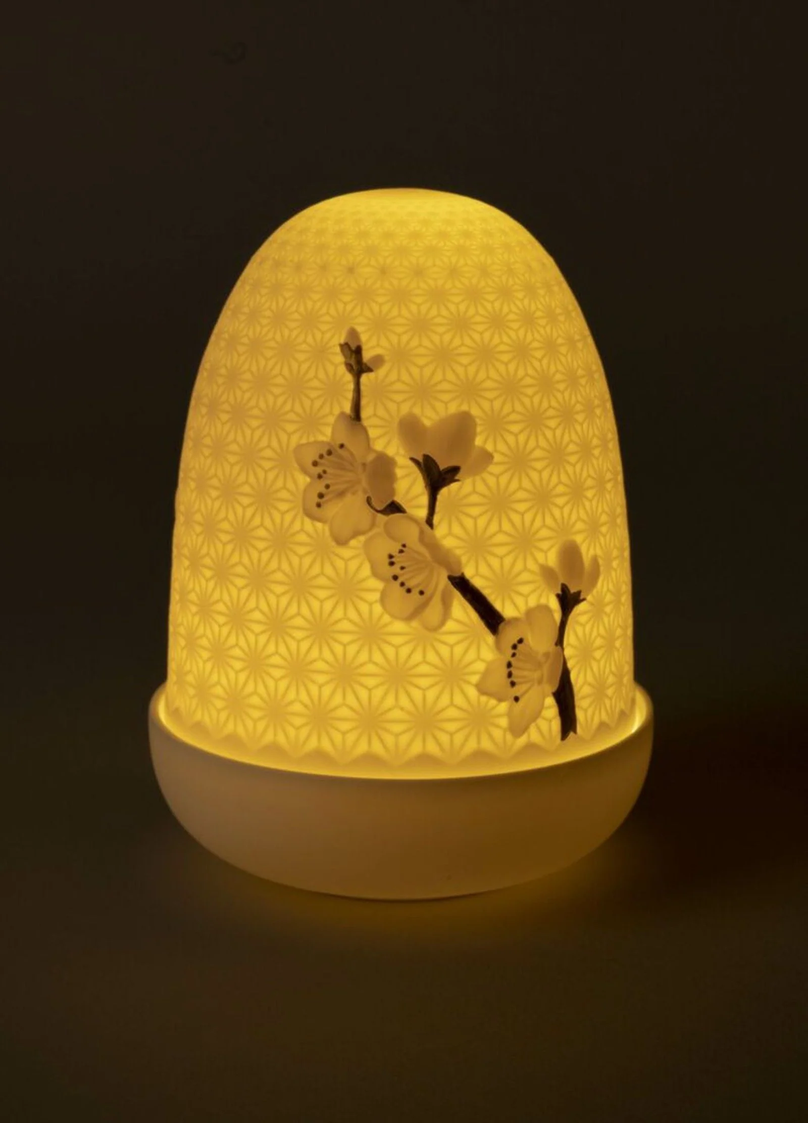 Lladro Cherry Blossoms Dome Table Lamp - Image 3