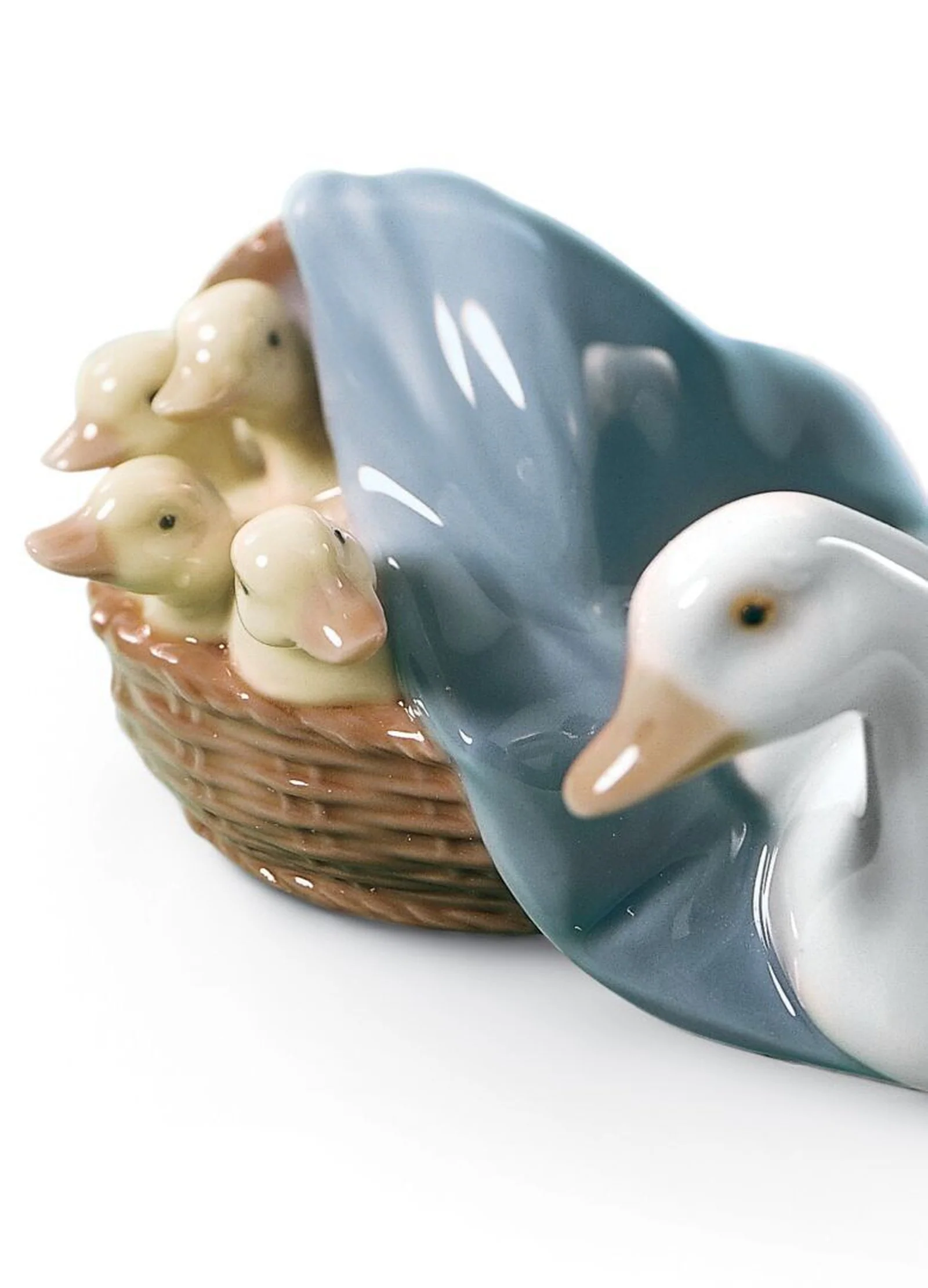 Lladro Ducklings Figurine - Image 2