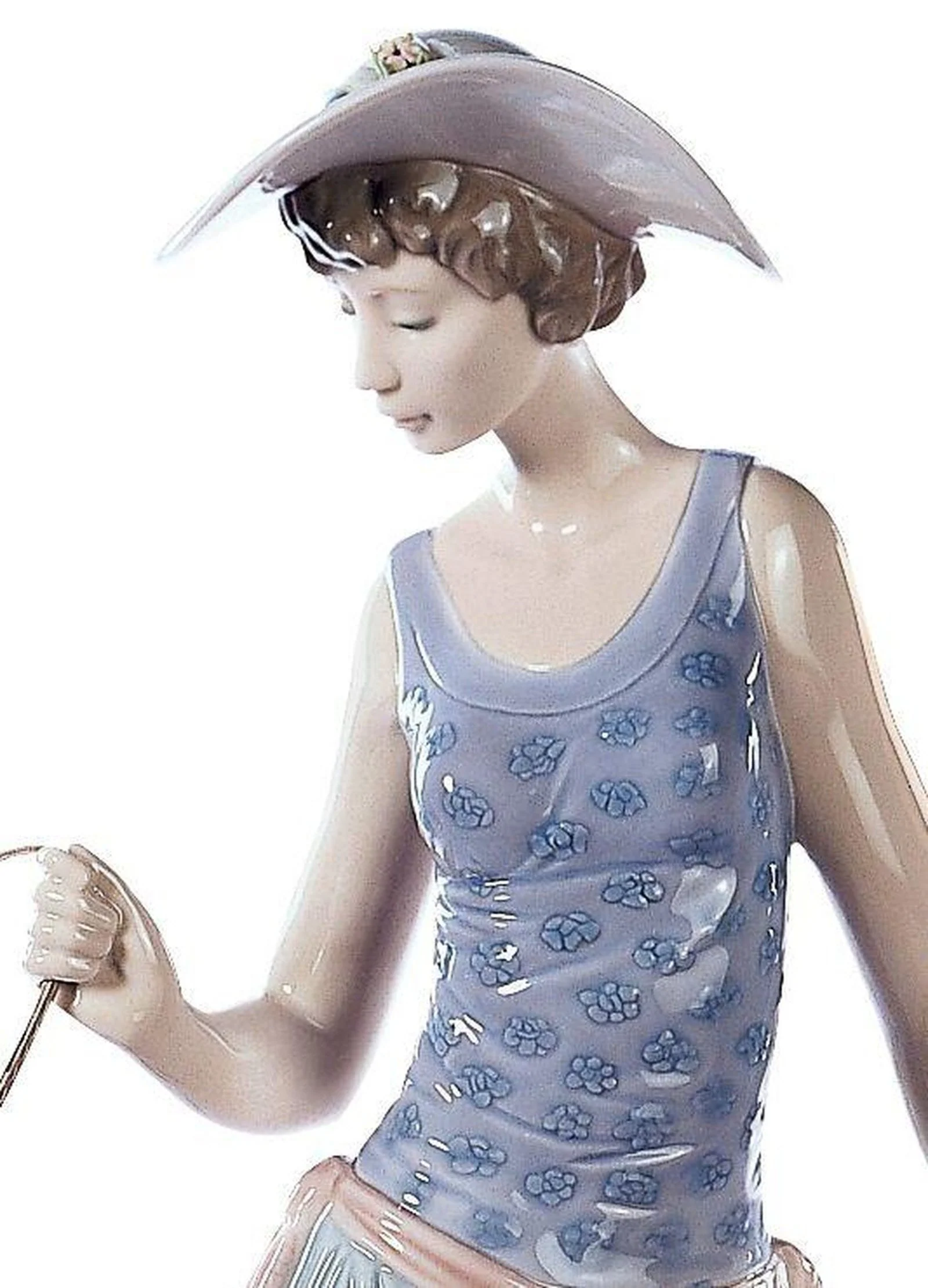 Lladro Elegant Promenade Woman Figurine - Image 2