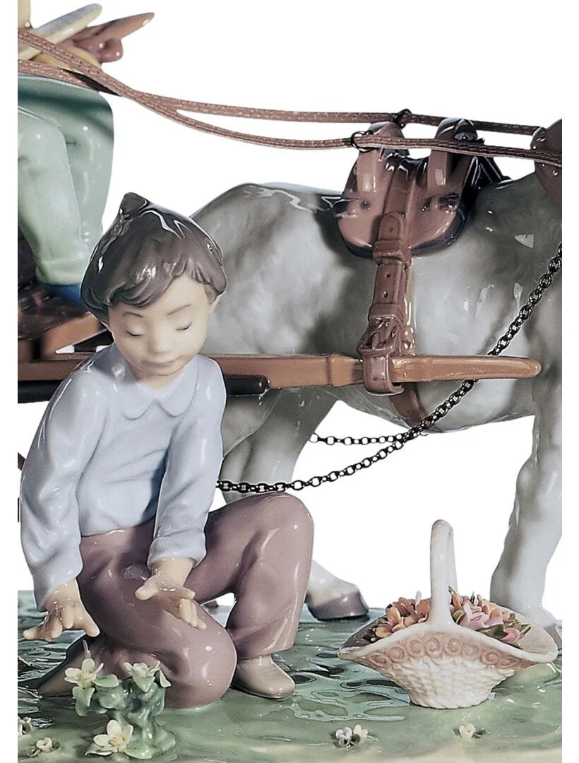 Lladro Enchanted Outing - Image 2