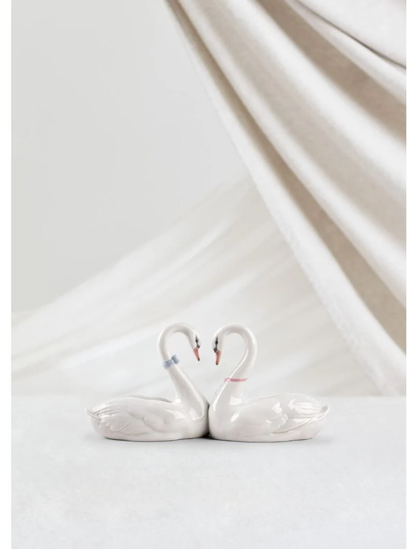 Lladro Endless Love (Cake Topper) - Image 2