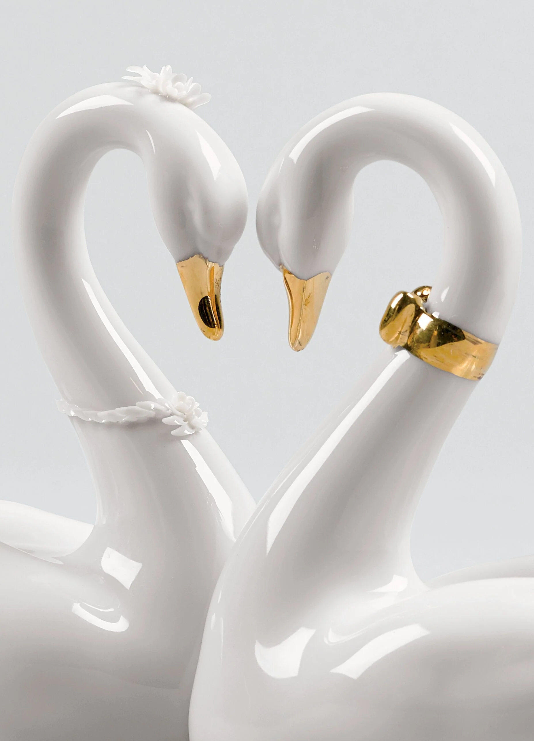 Lladro Endless Love Swans Figurine - Image 10