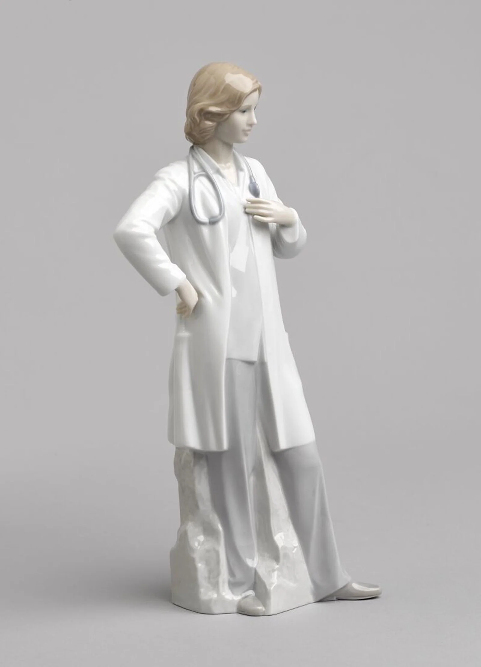 Lladro Female Doctor Figurine - Image 3