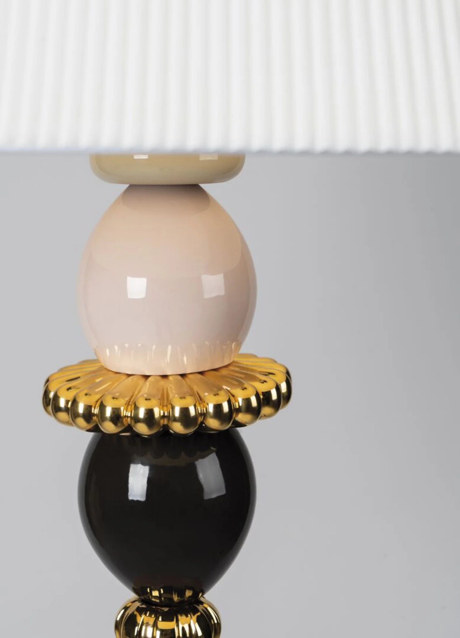 Lladro Firefly Floor Lamp Pink and Golden Luster (US) - Image 2