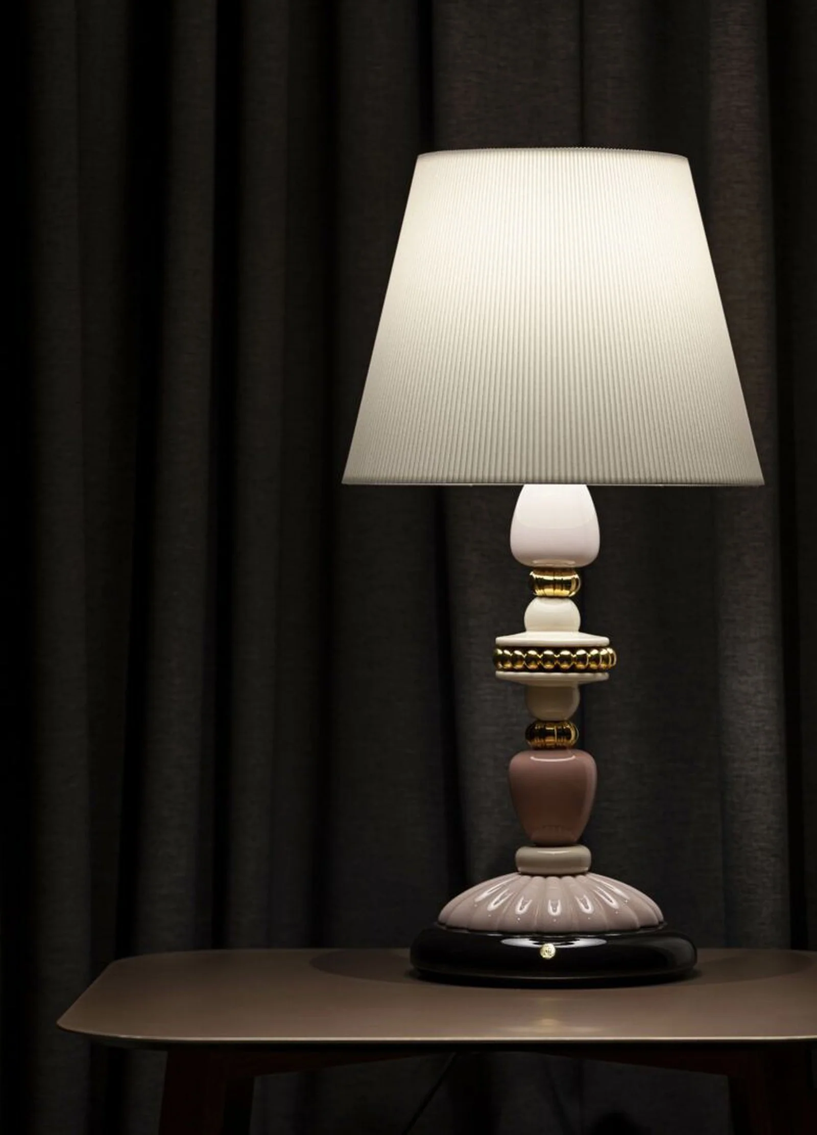 Lladro Firefly Table Lamp Pink and Golden Luster (US) - Image 5