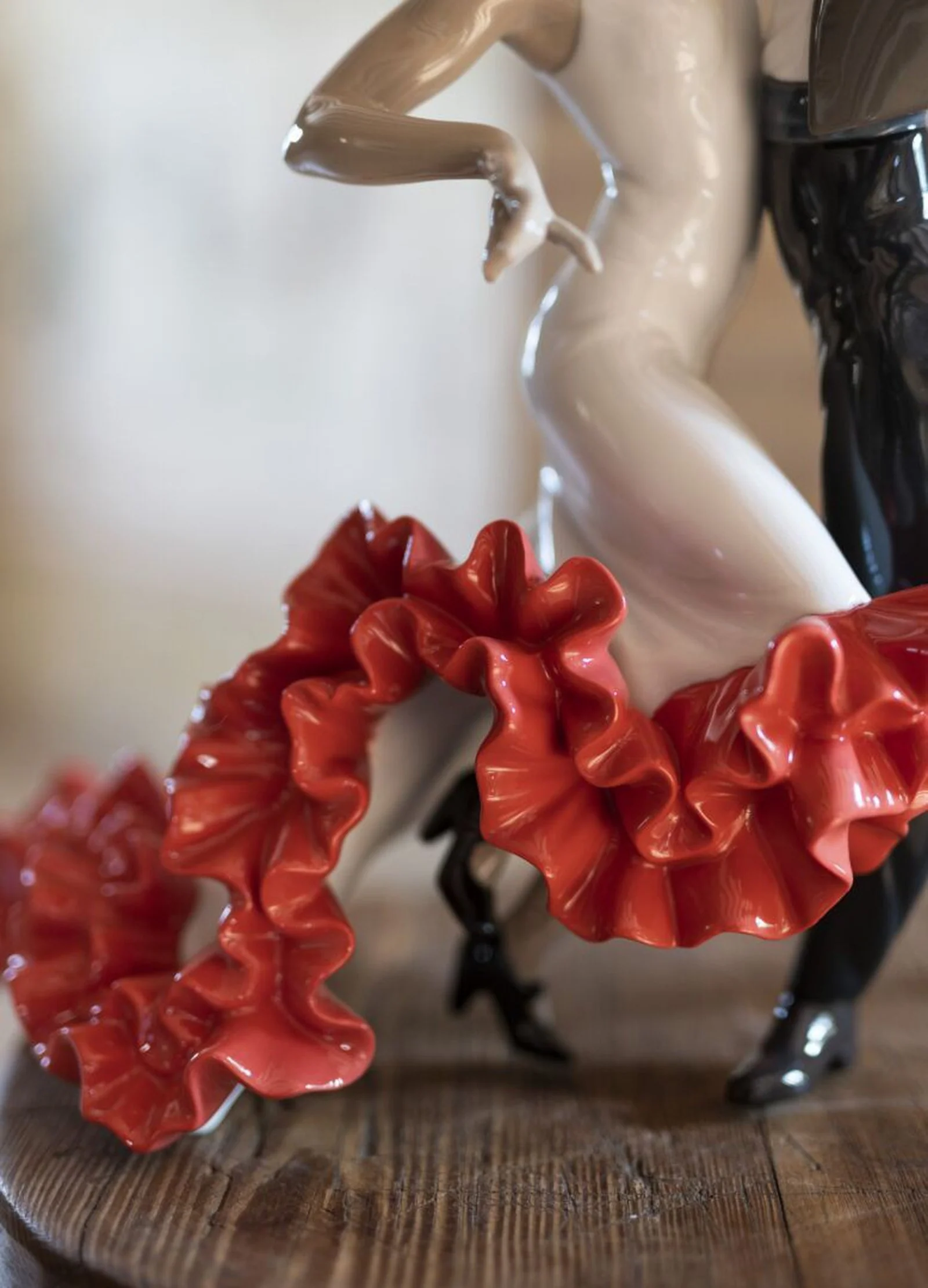 Lladro Flamenco dancers Couple Figurine - Image 5
