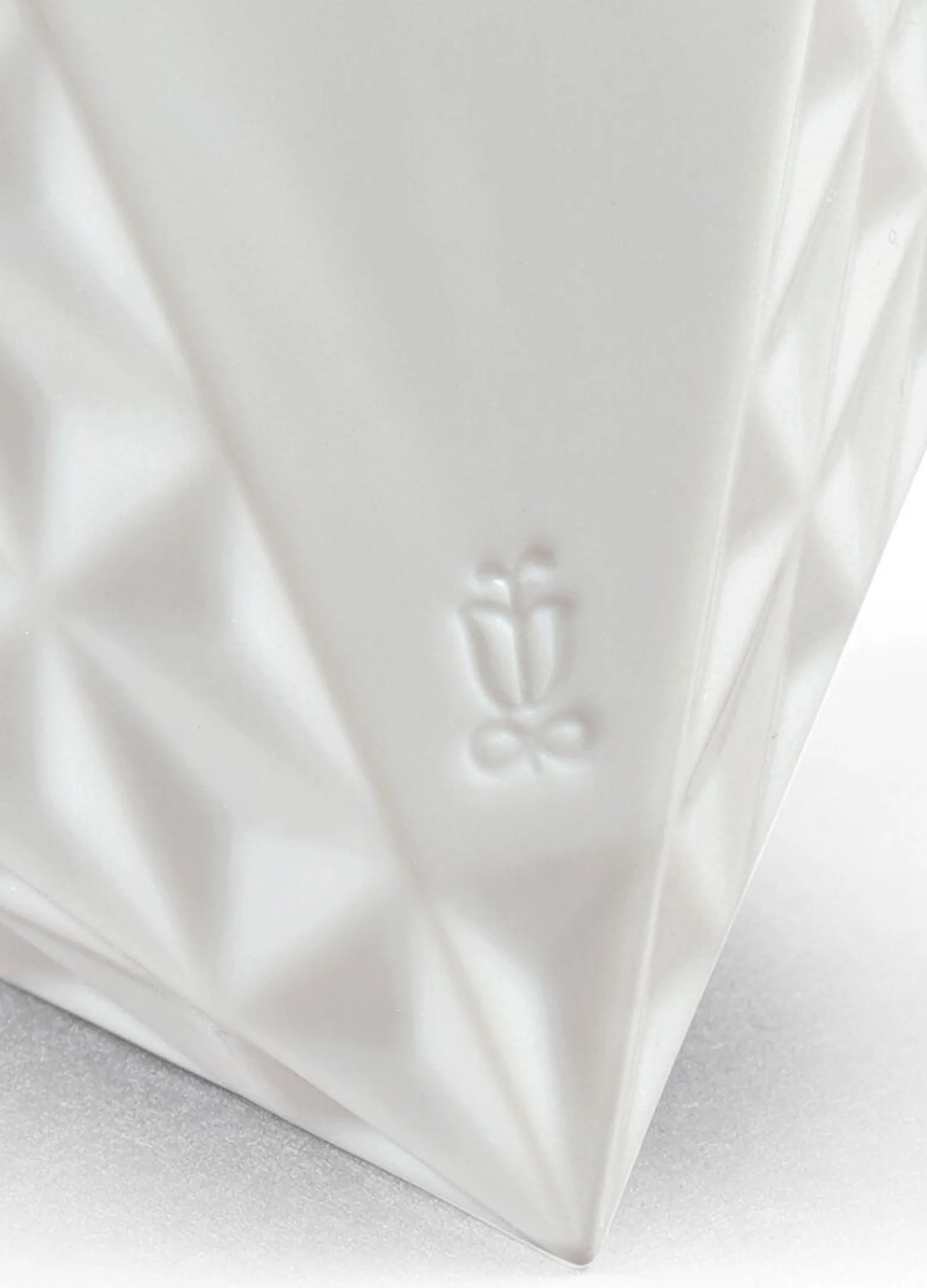 Lladro Frame Hexagonal Clock - Image 5