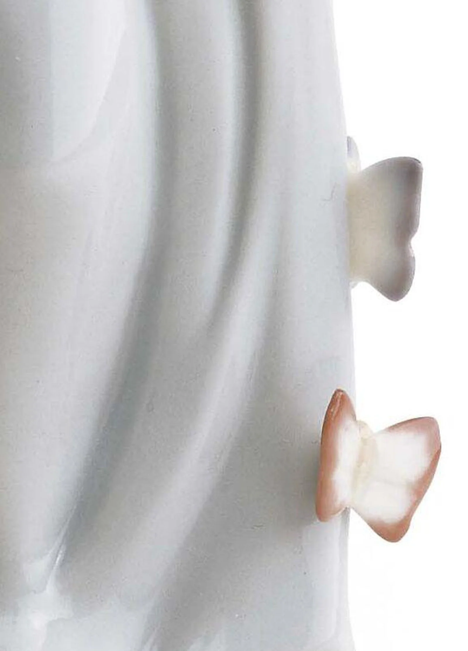 Lladro Friend of The Butterflies Girl Figurine - Image 3