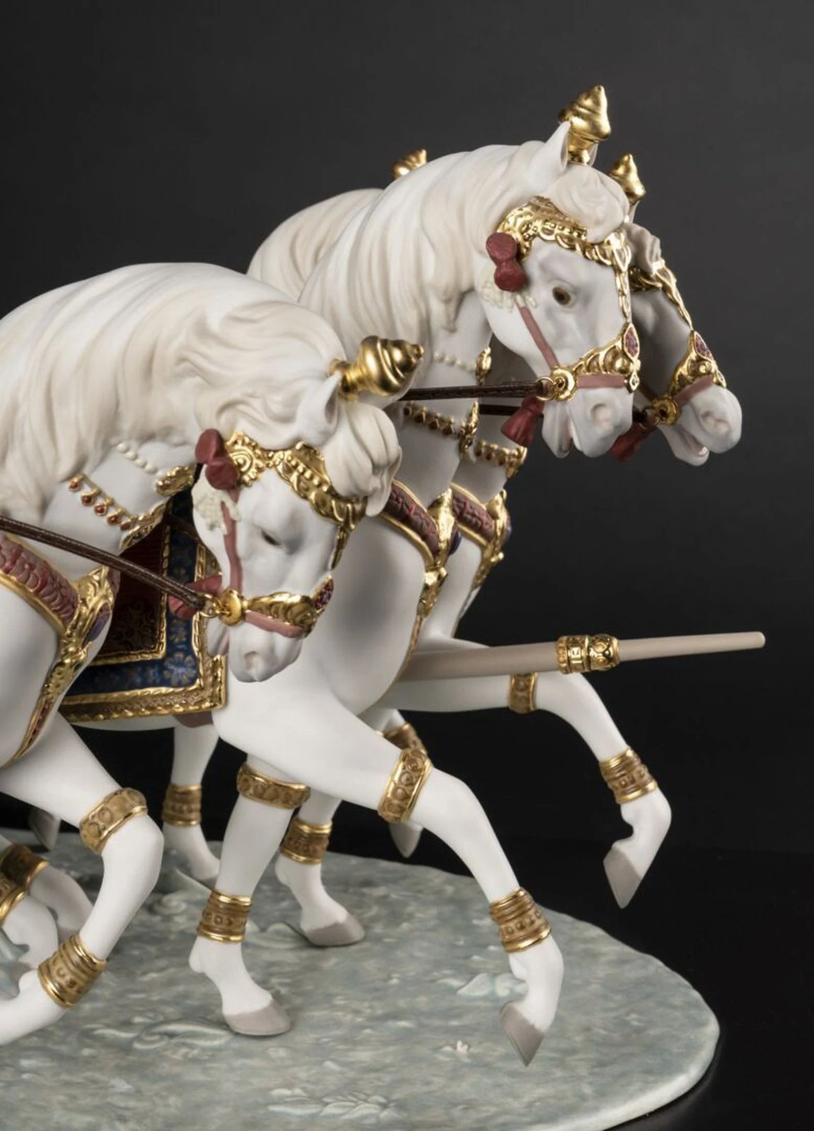 Lladro Gita Saar Sculpture - Limited Edition - Image 4