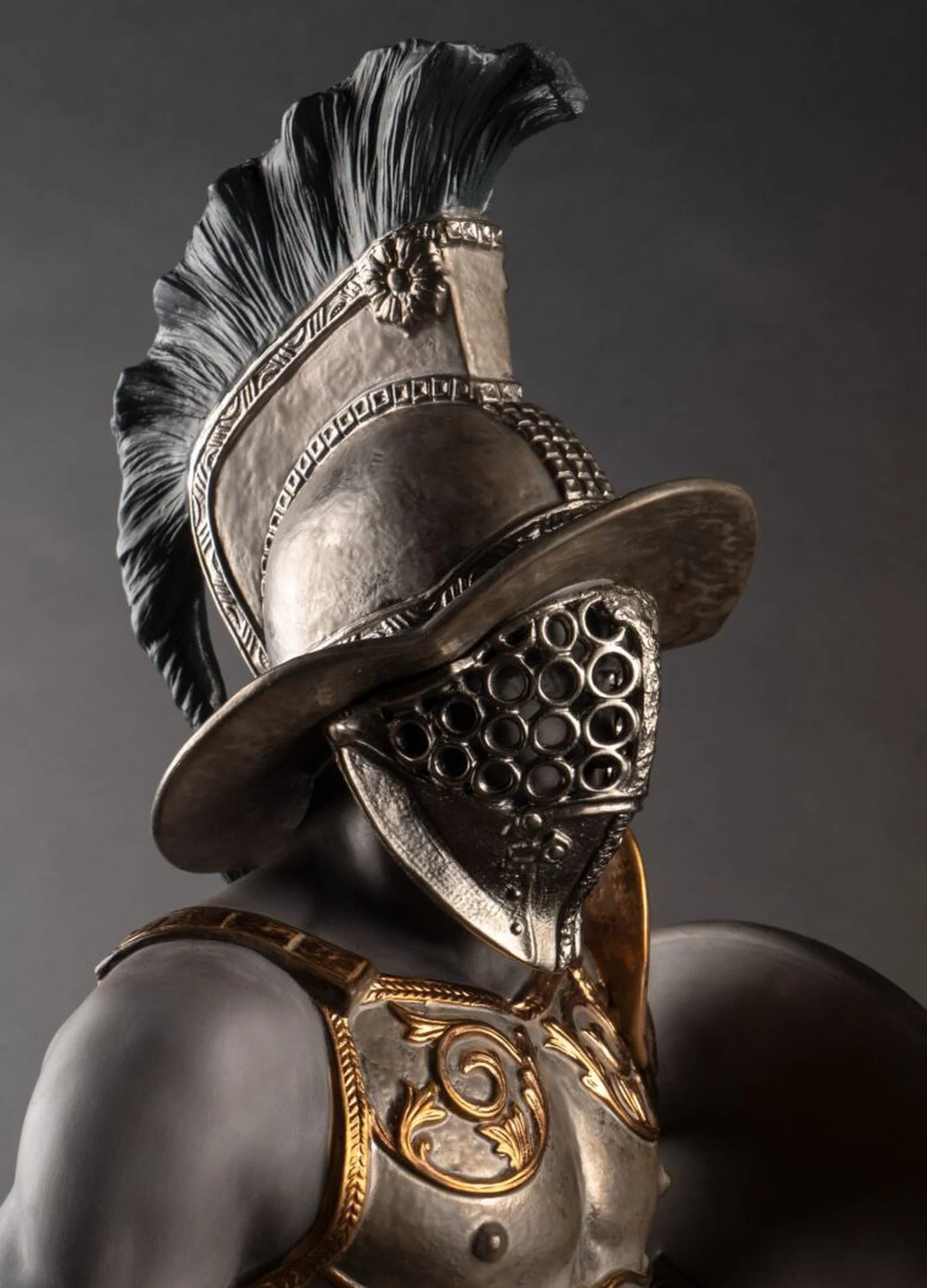 Lladro Gladiator Figurine - Image 5
