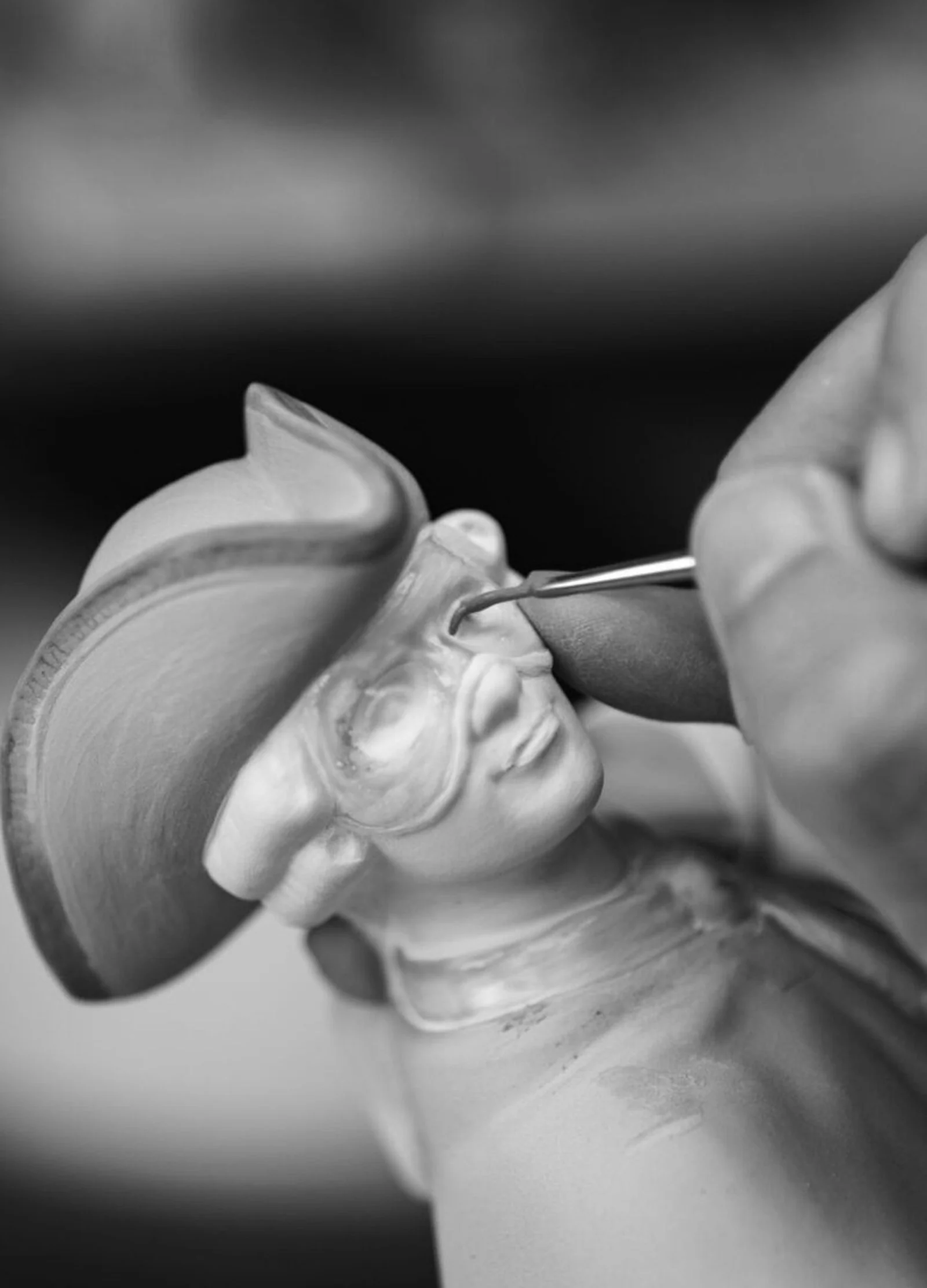 Lladro Gondola in Venice Sculpture - Limited Edition - Image 4