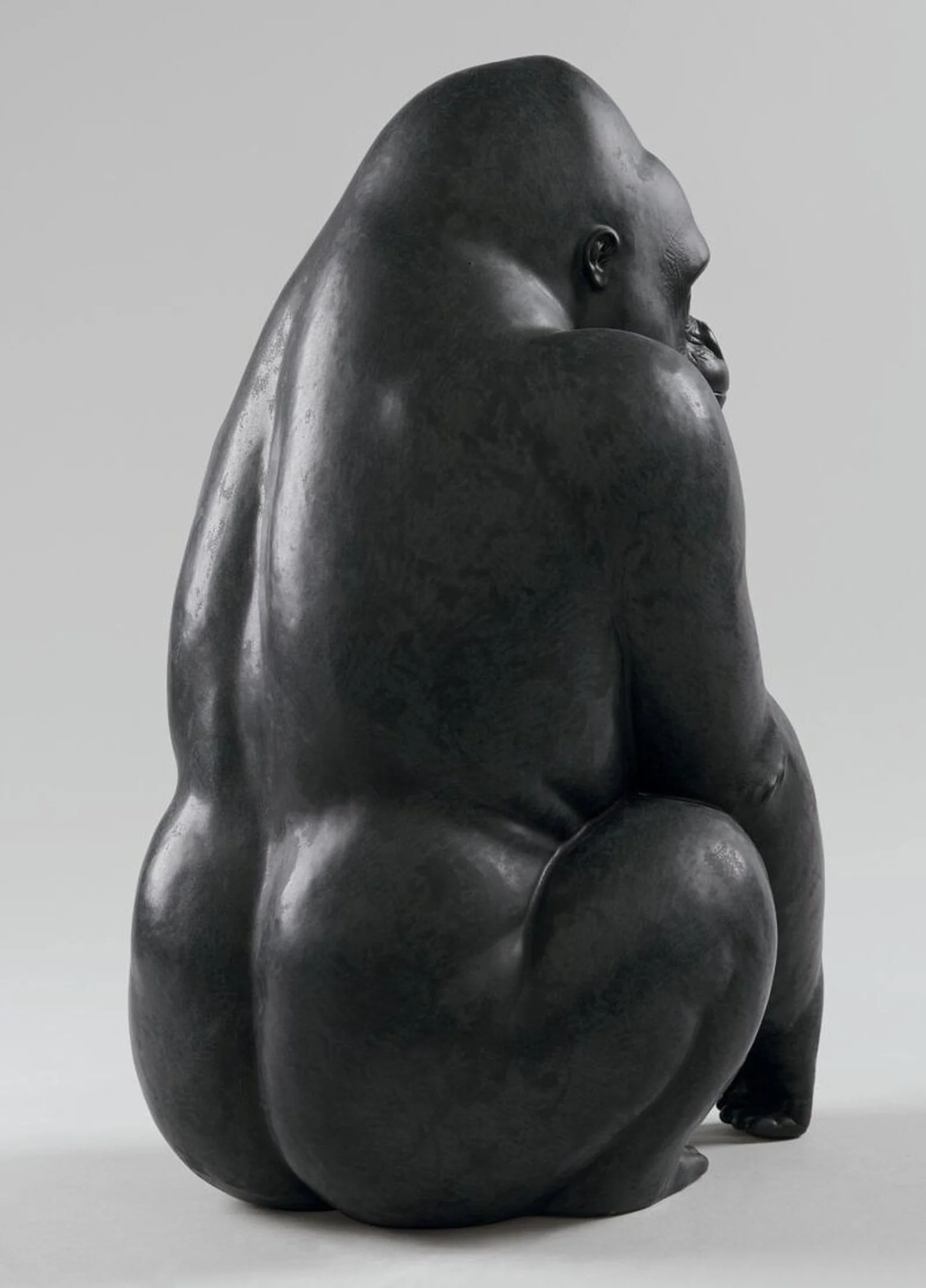 Lladro Gorilla Figurine - Image 4