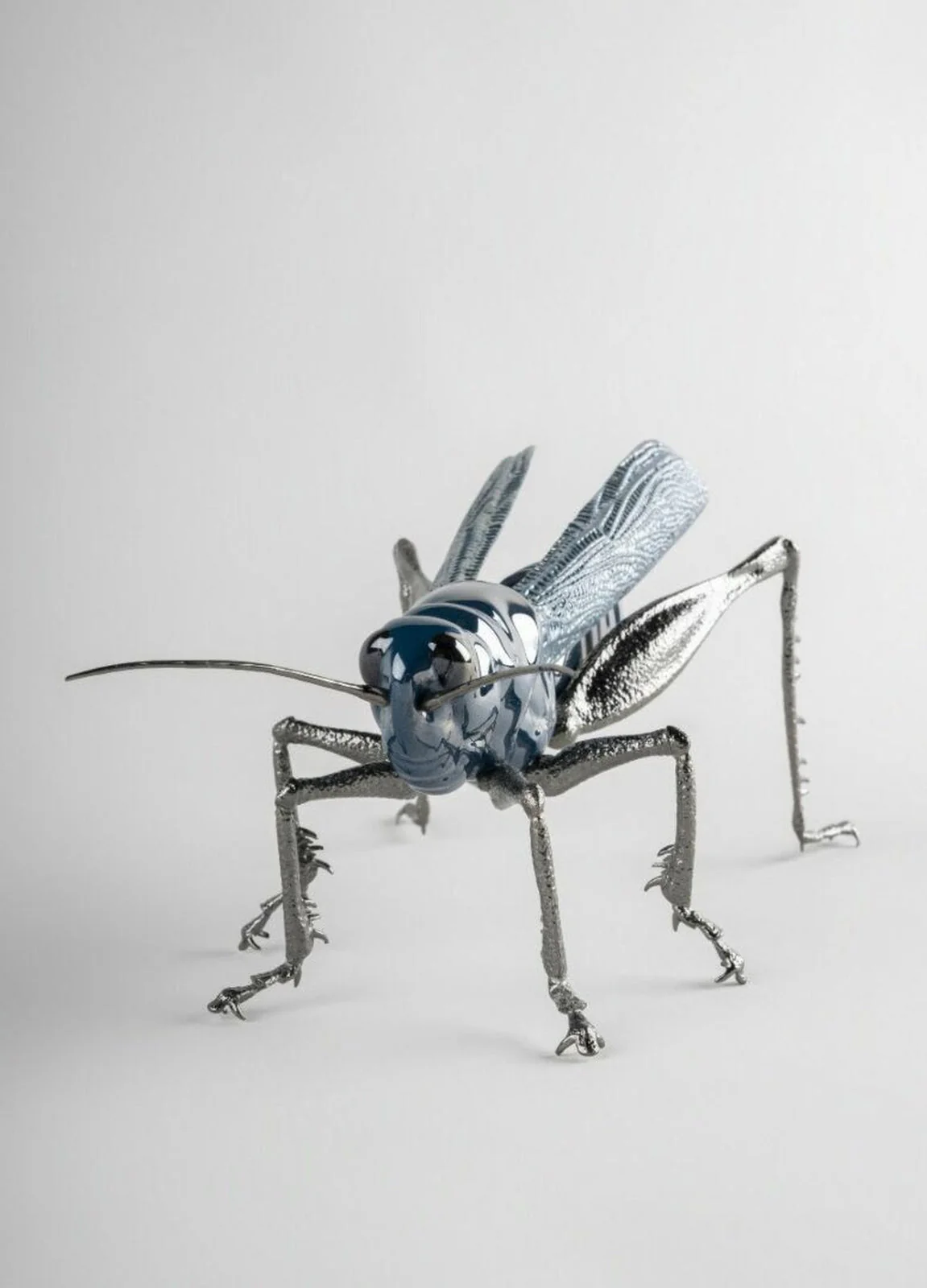 Lladro Grasshopper Figurine - Image 2