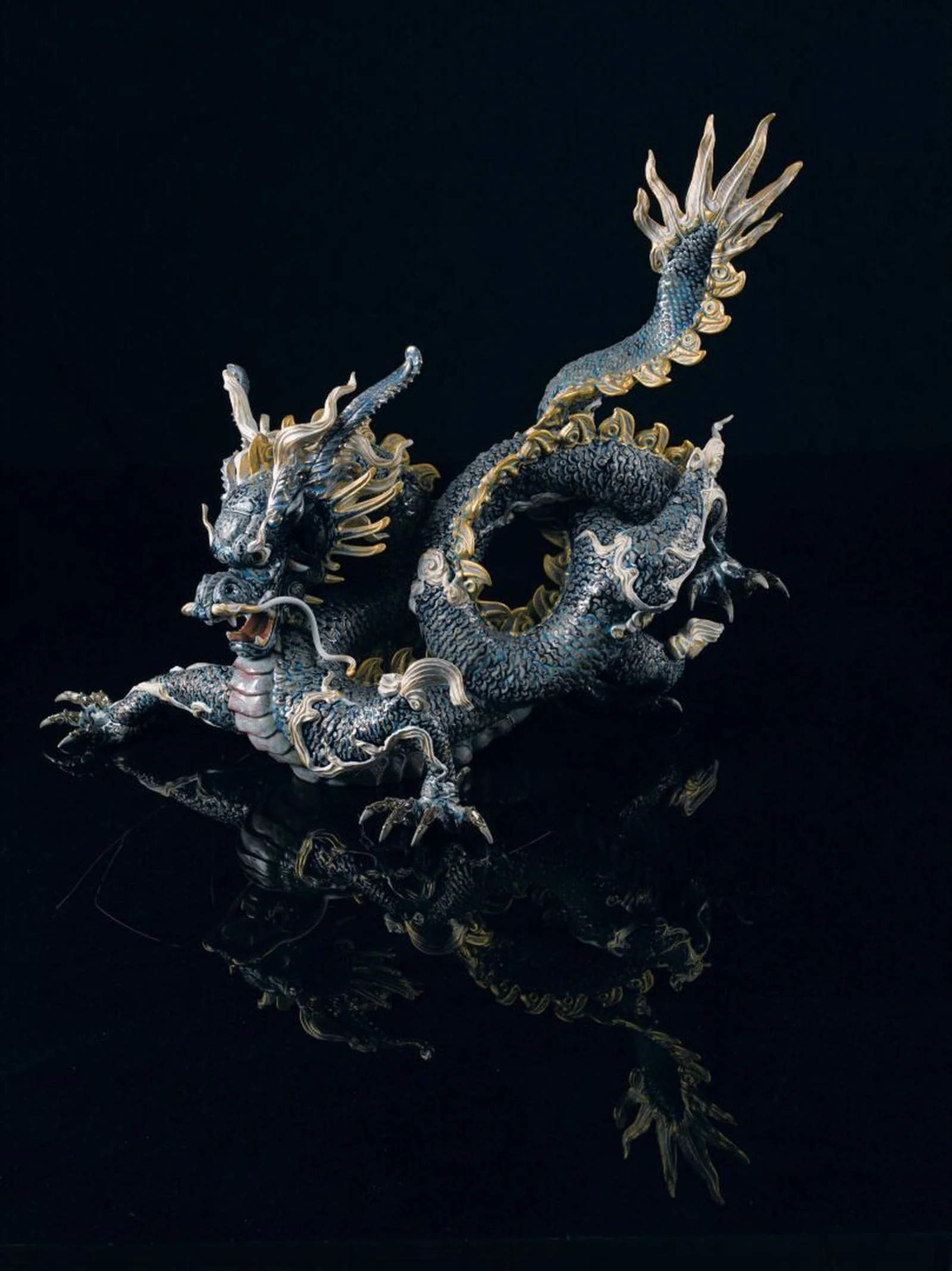 Lladro Great Dragon Sculpture (Limited Edition) - Image 18