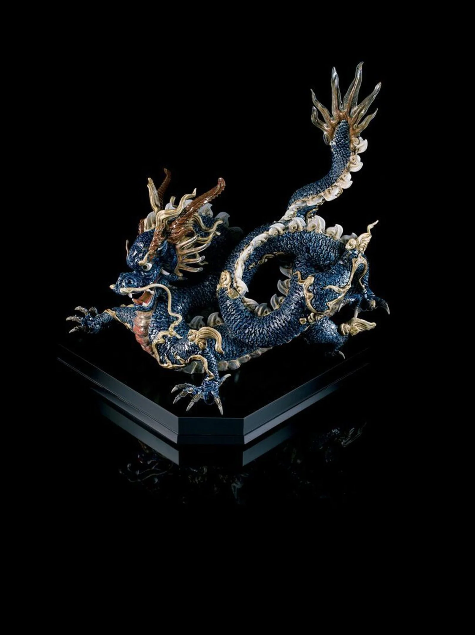 Lladro Great Dragon Sculpture (Limited Edition) - Image 8
