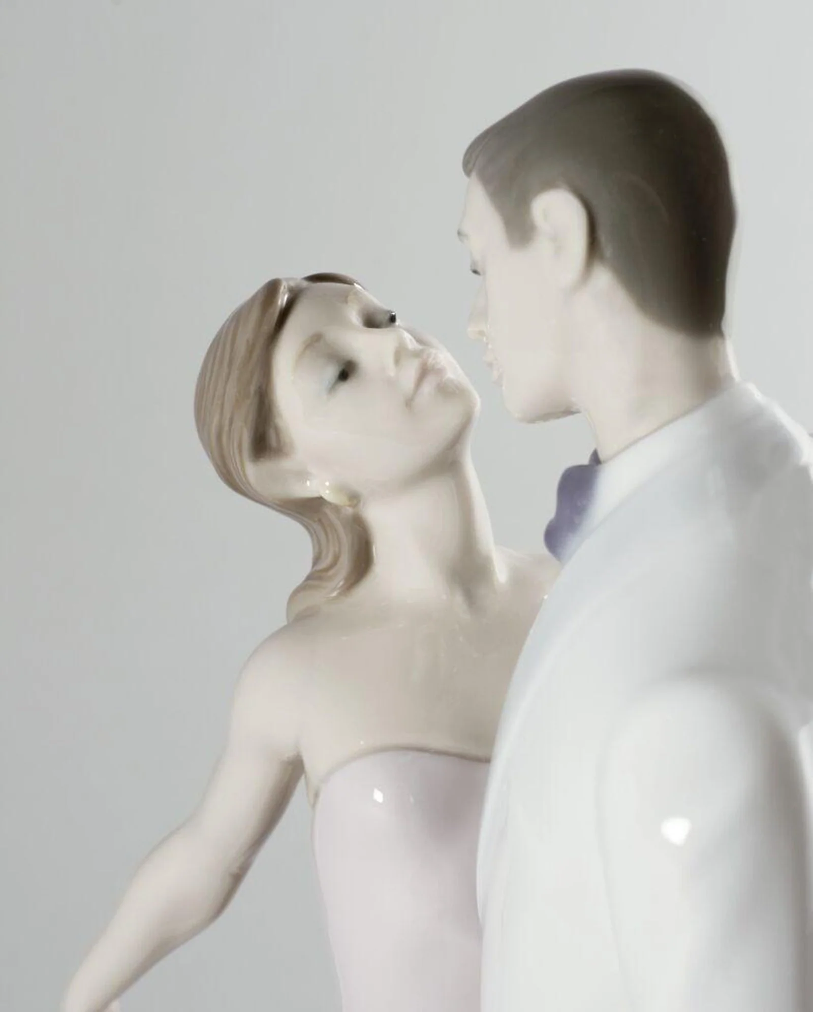 Lladro Happy Anniversary Couple Figurine - Image 3