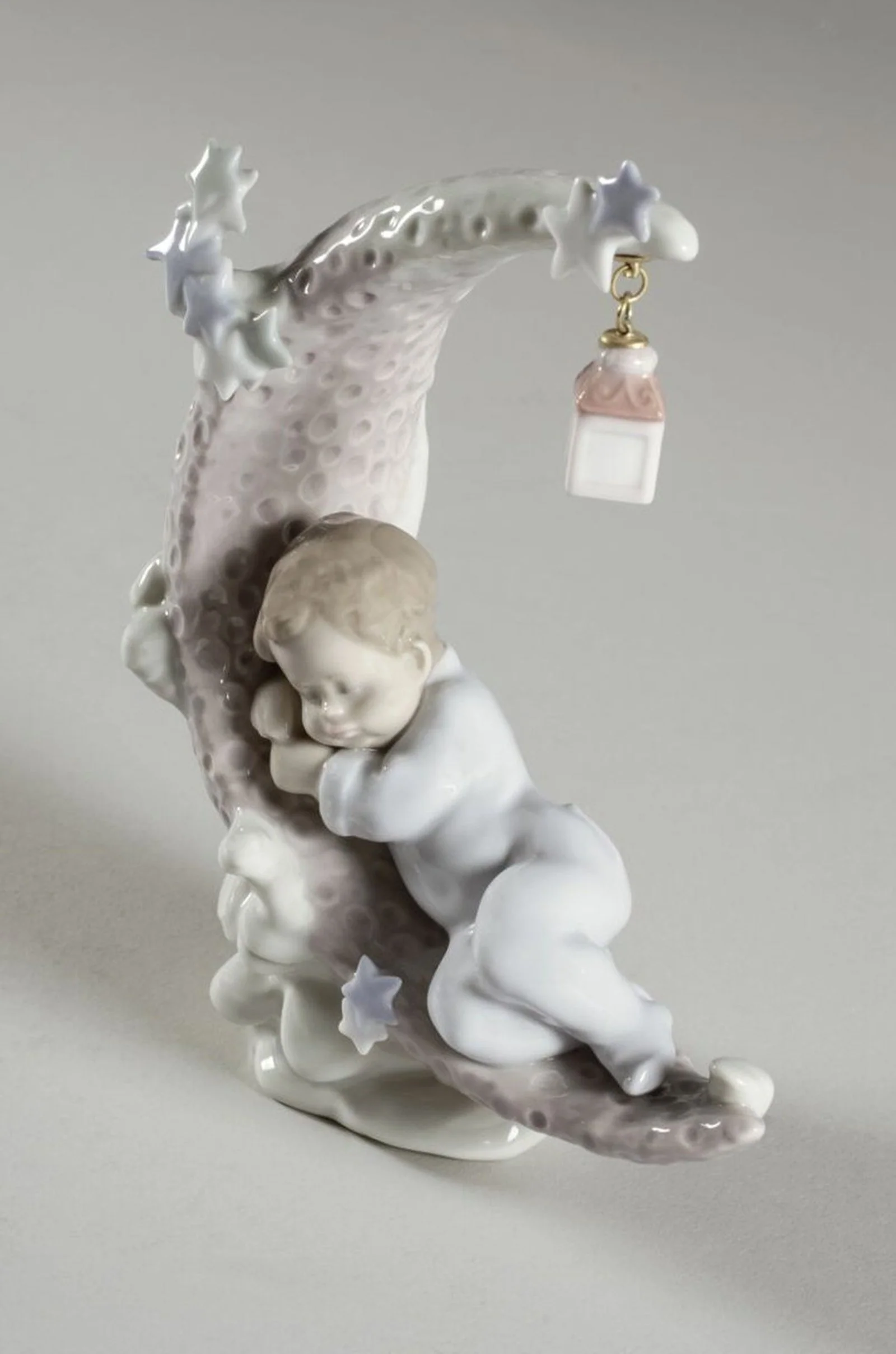 Lladro Heavenly Slumber Boy Figurine - Image 4