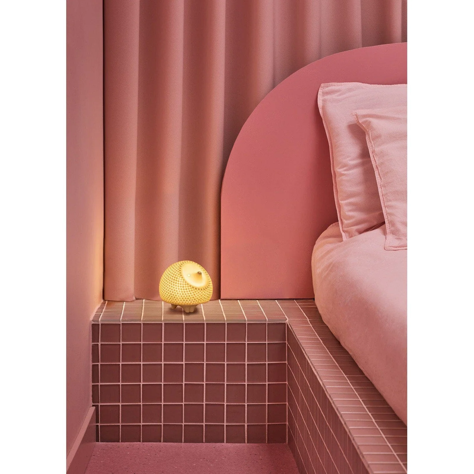 Lladro Hedgehog Cordless Lamp - Image 2