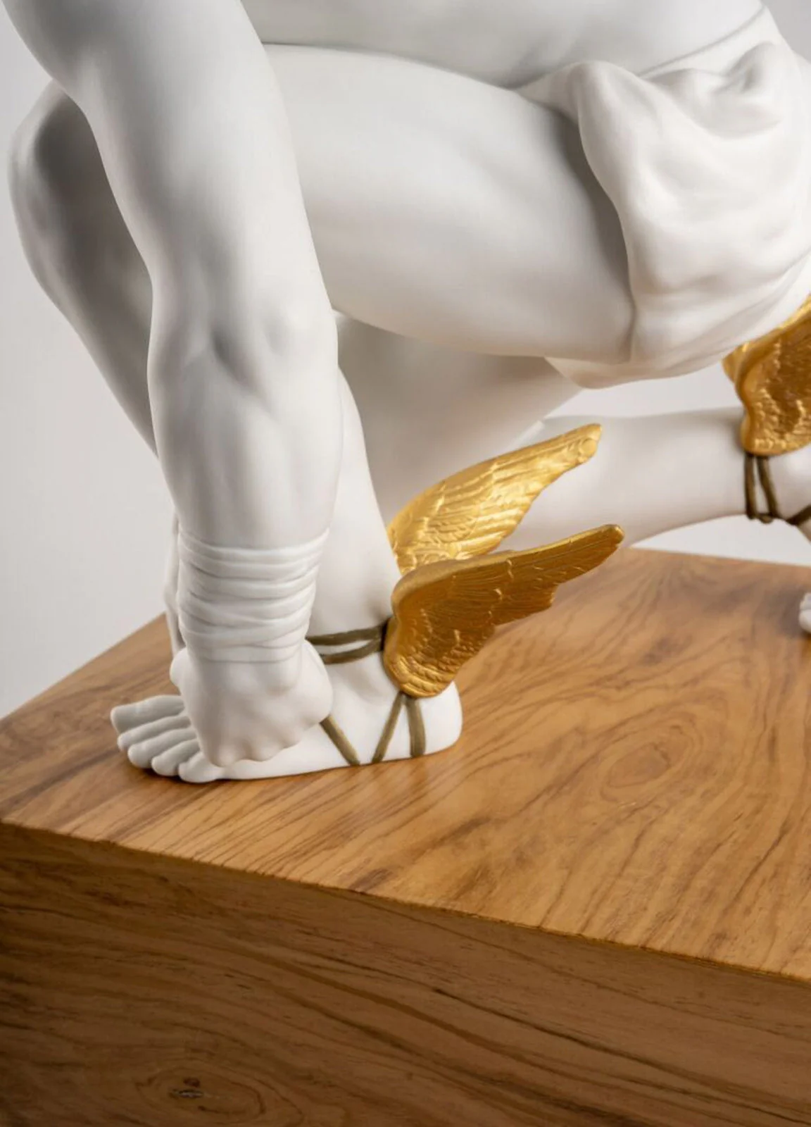 Lladro Hermes Figurine - Image 7