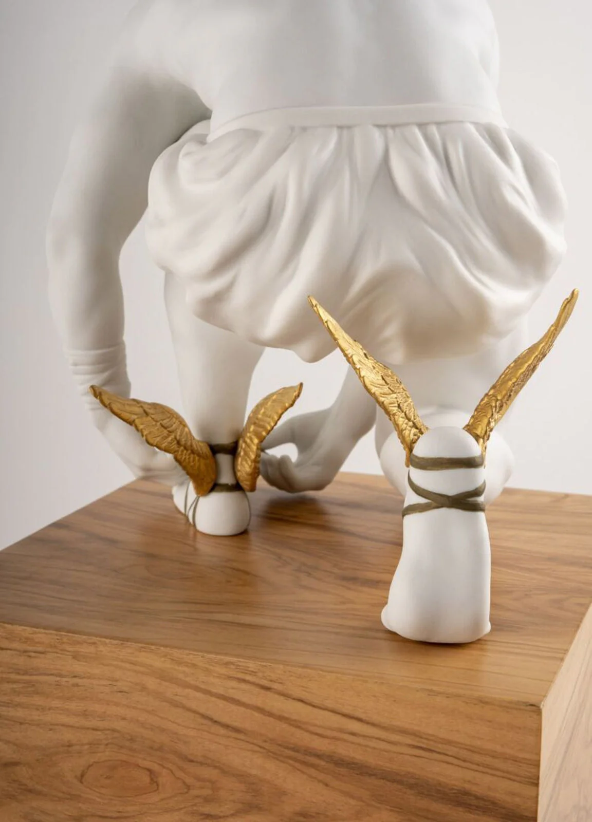 Lladro Hermes Figurine - Image 9