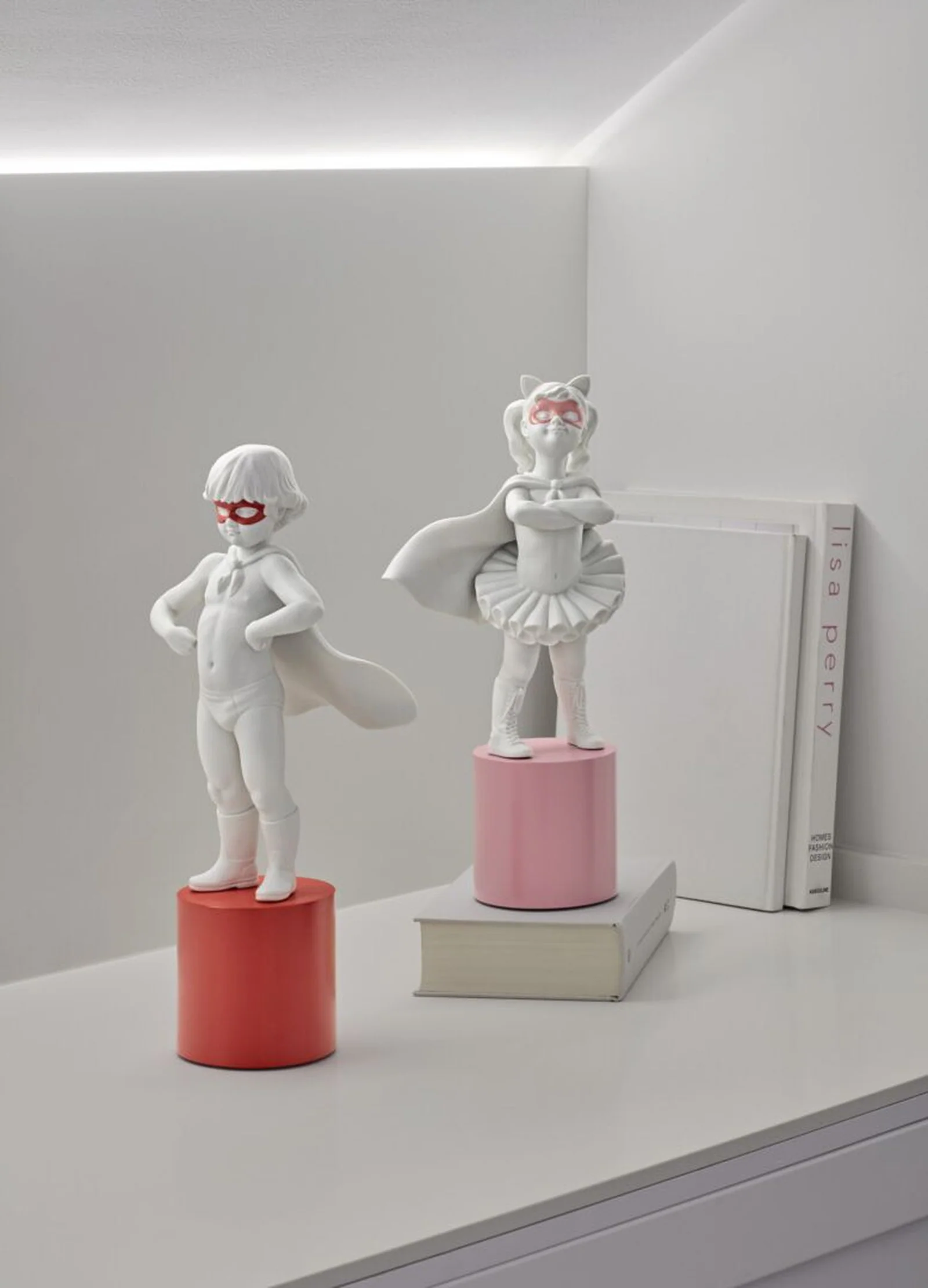Lladro Hero to rescue Boy Figurine - Image 2