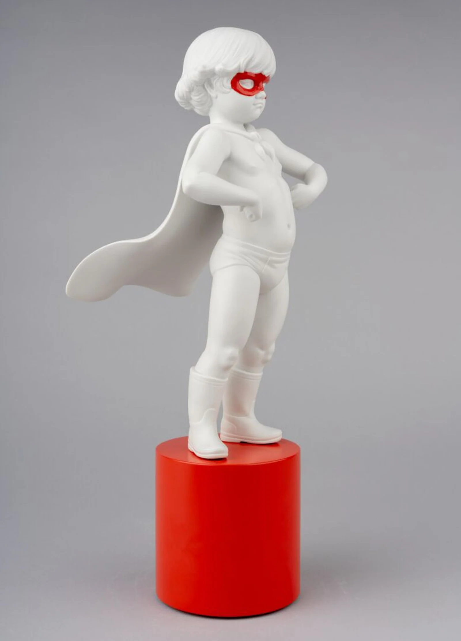 Lladro Hero to rescue Boy Figurine - Image 4