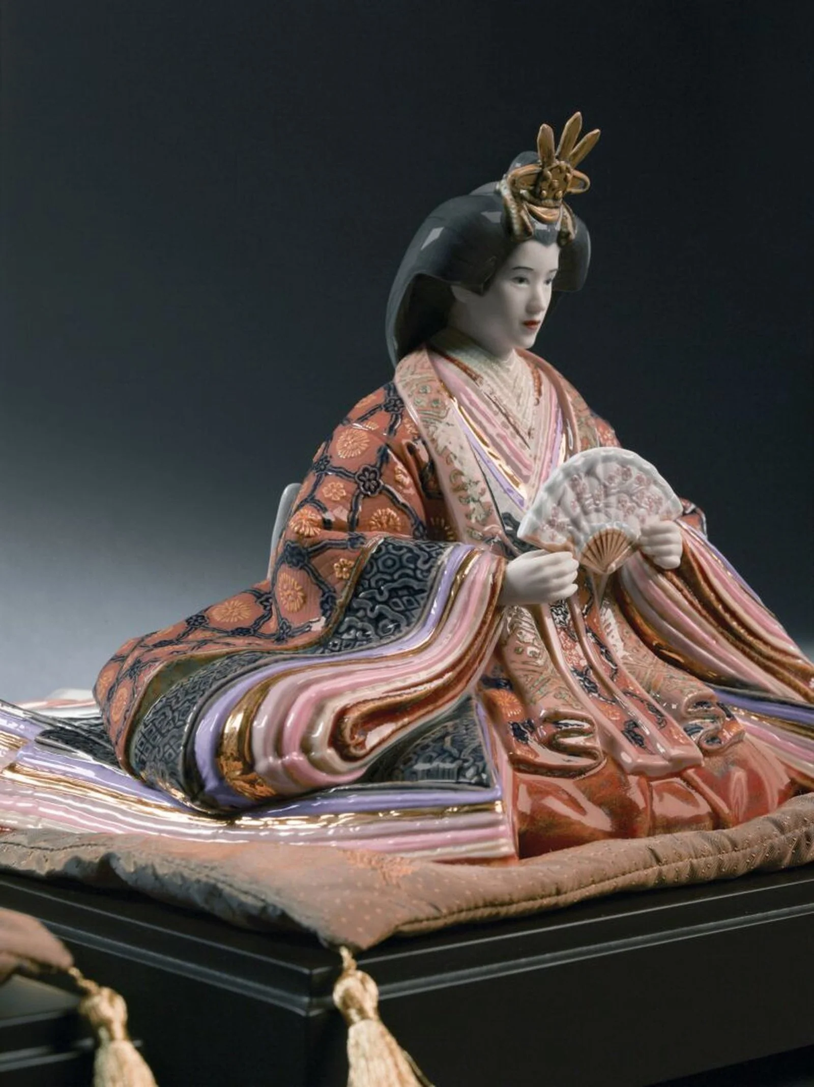 Lladro Hina Dolls - Empress Sculpture - Limited Edition - Image 6
