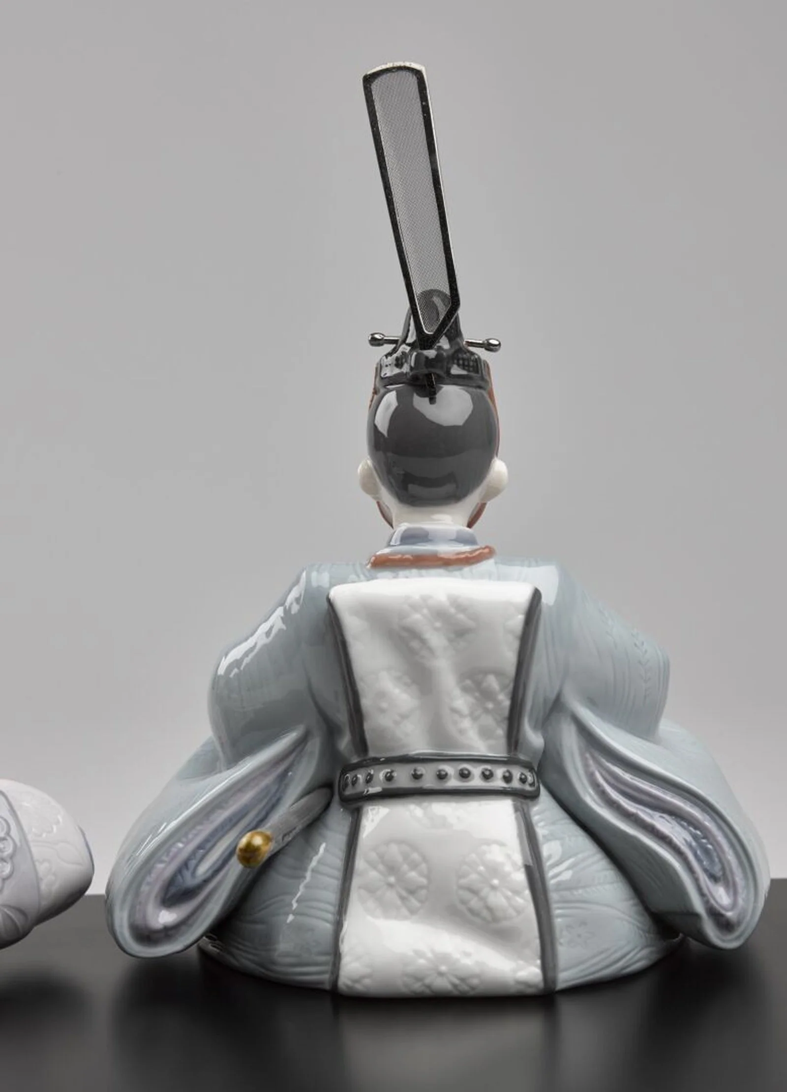 Lladro Hinamatsuri Figurine - Image 11