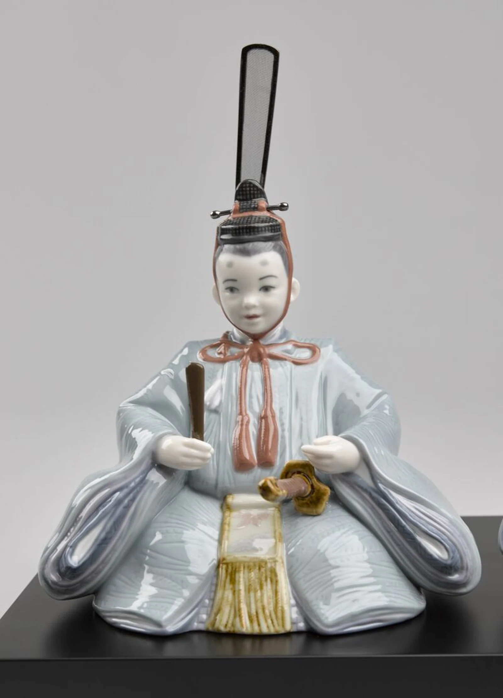 Lladro Hinamatsuri Figurine - Image 3