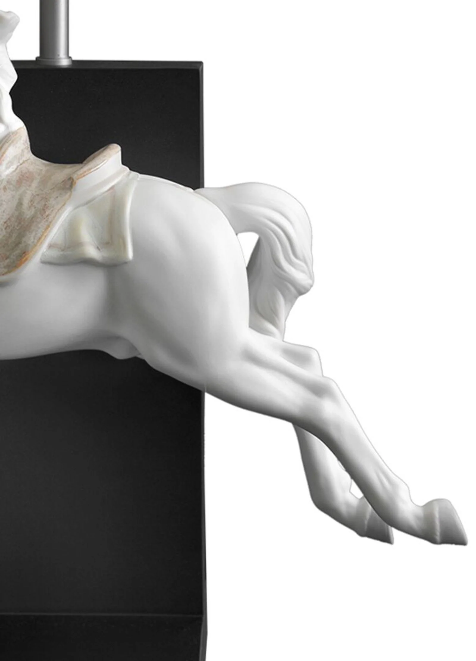 Lladro Horse On Pirouette Table Lamp (US) - Image 3