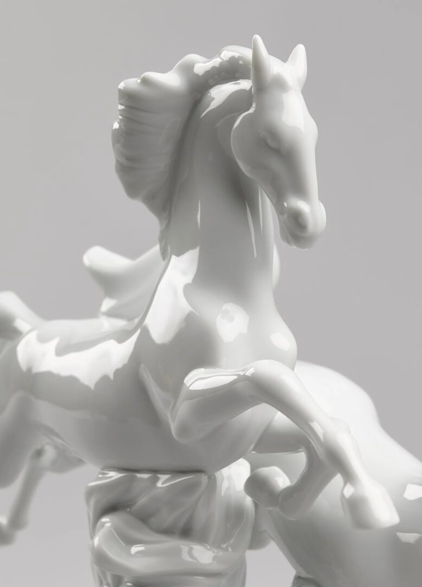 Lladro Horses Galloping Figurine - Image 3