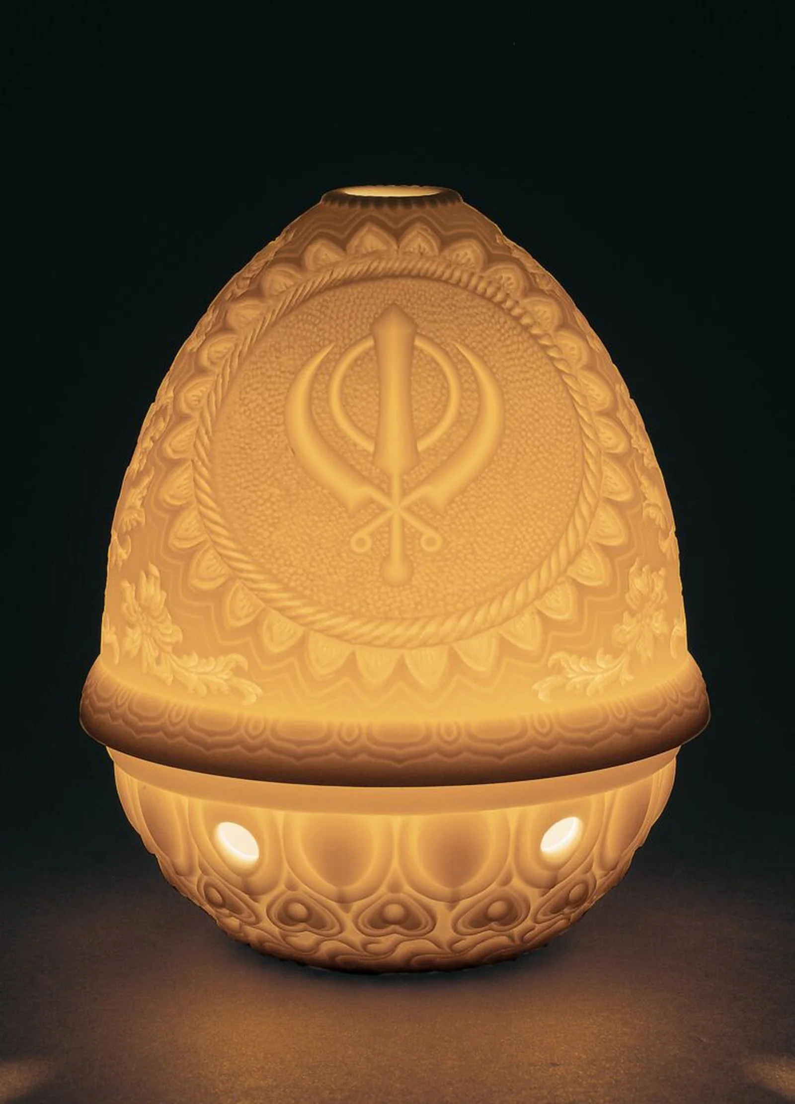 Lladro Ik Onkar Lithophane - Image 3