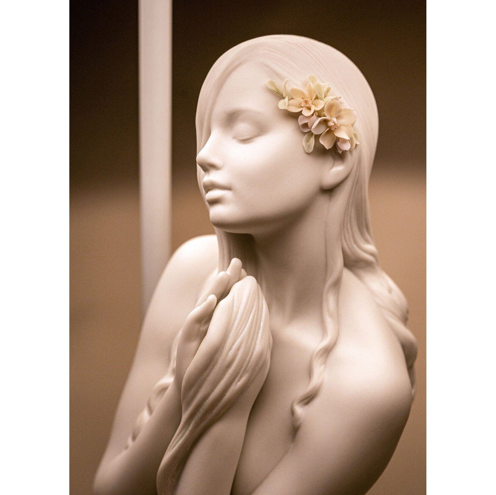 Lladro Inner Peace Table Lamp - Image 5