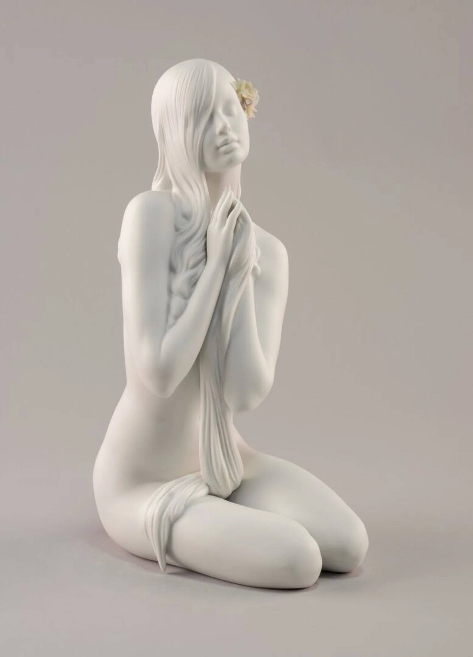 Lladro Inner Peace Woman Figurine - Image 4