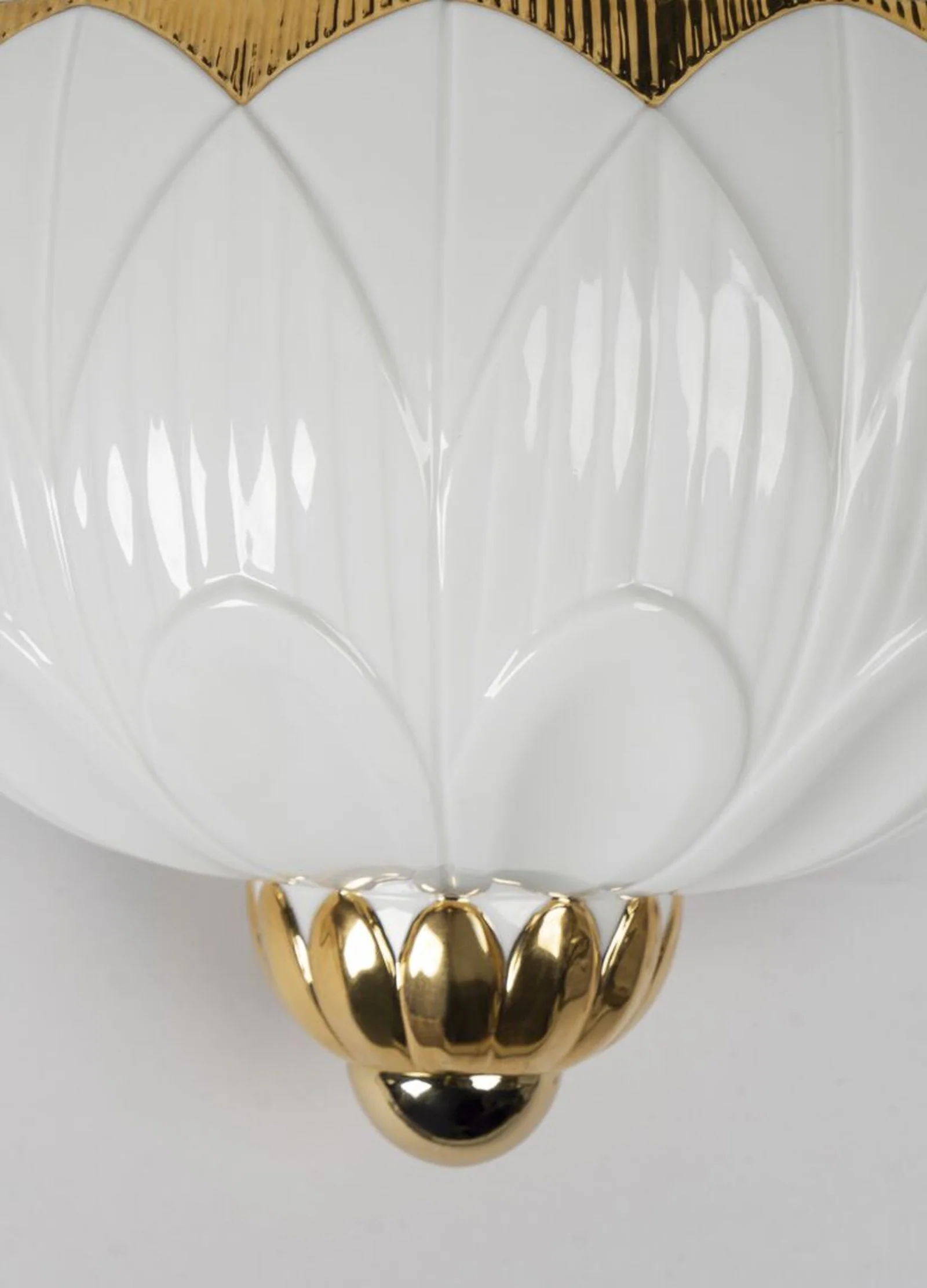 Lladro Ivy & Seed Wall Sconce White and Gold (US) - Image 4