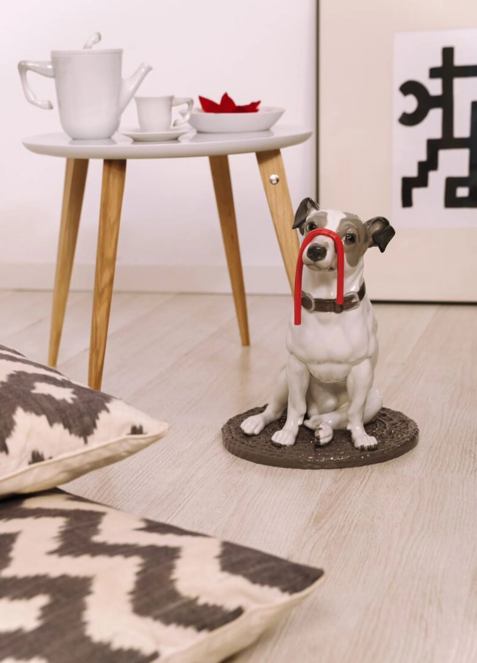 Lladro Jack Russell with Licorice Dog Figurine - Image 5