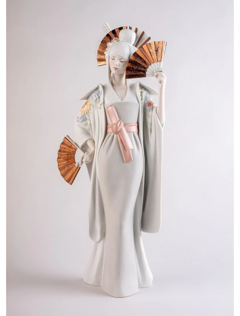 Lladro Japanese Dancer - Image 3