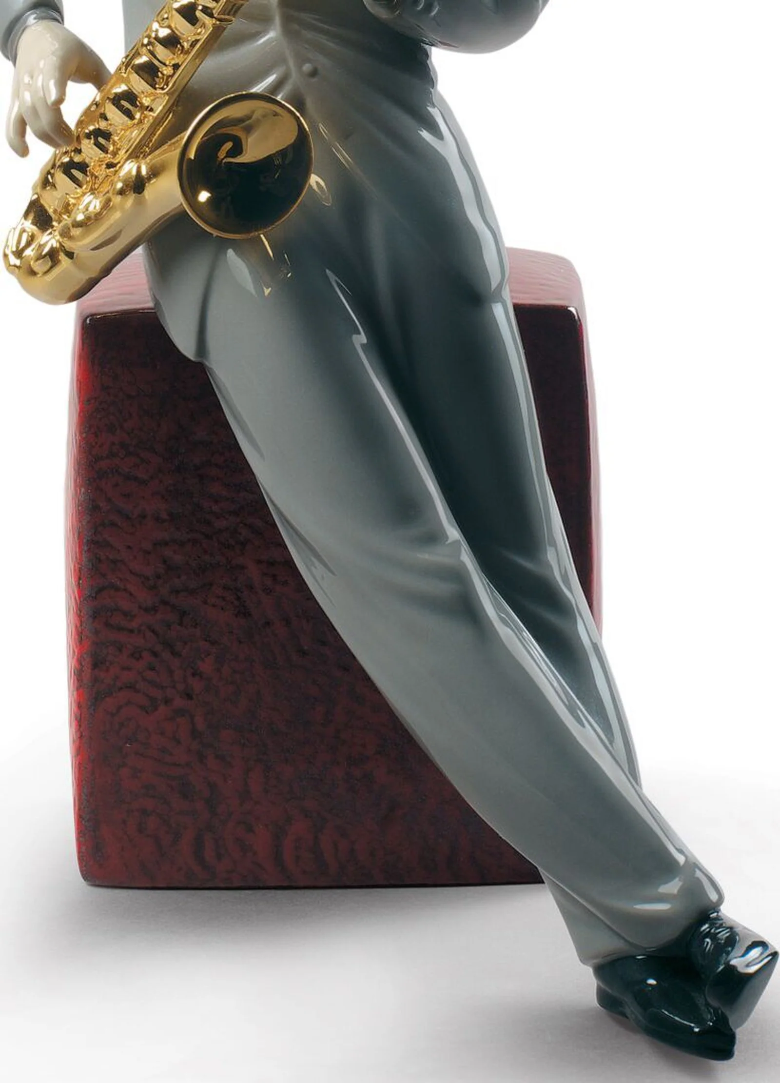 Lladro Jazz Saxophonist Figurine - Image 4