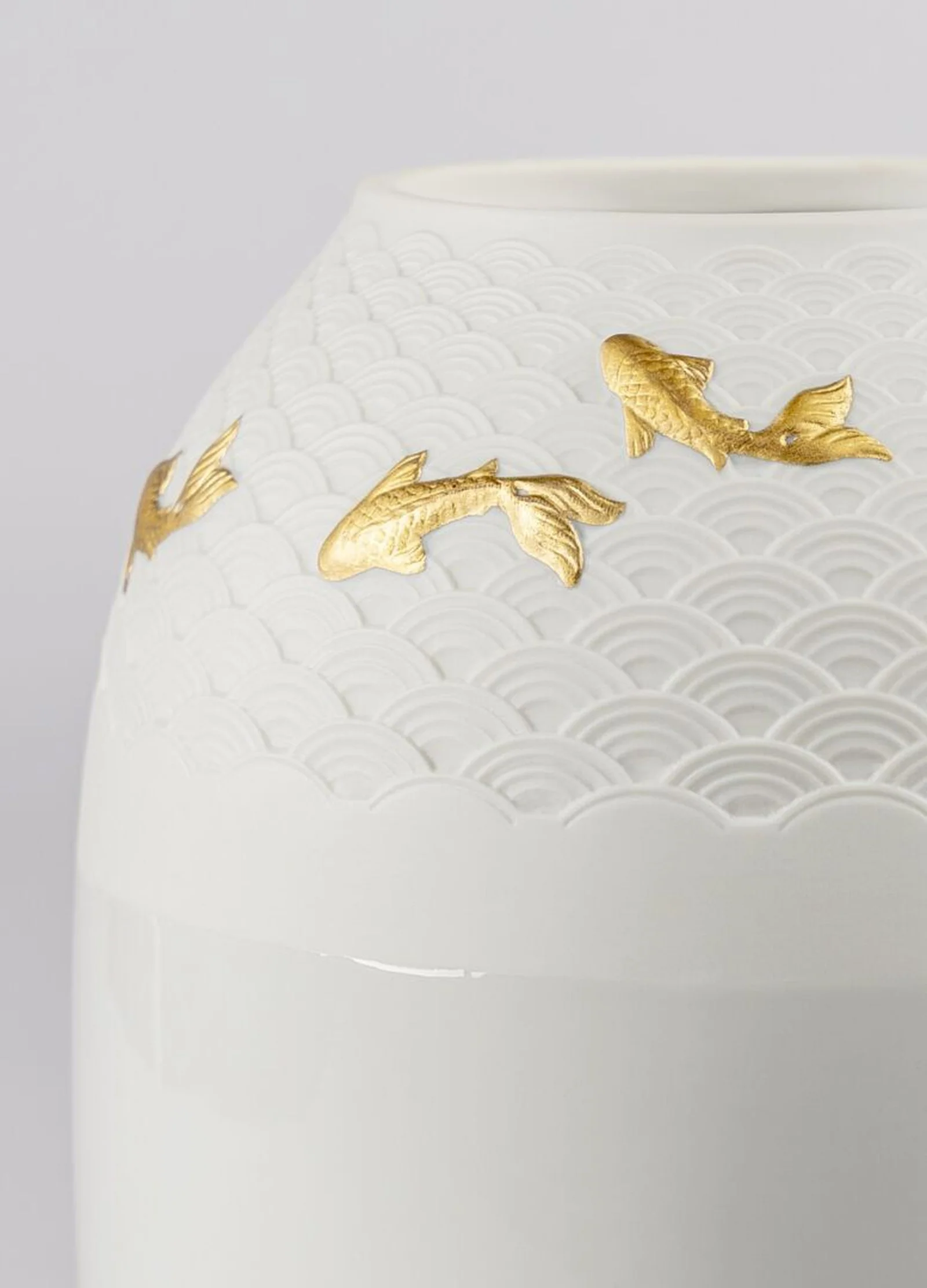 Lladro Koi Vase Golden Luster - Image 4