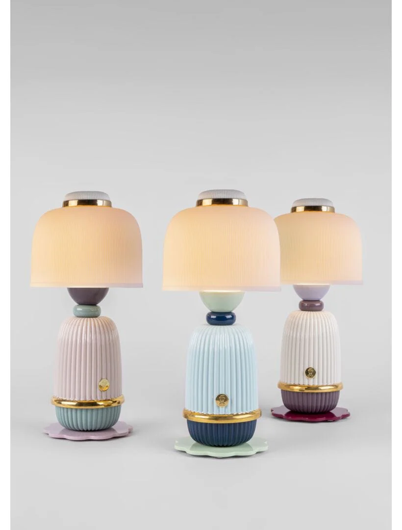 Lladro Kokeshi Lamp - Image 6